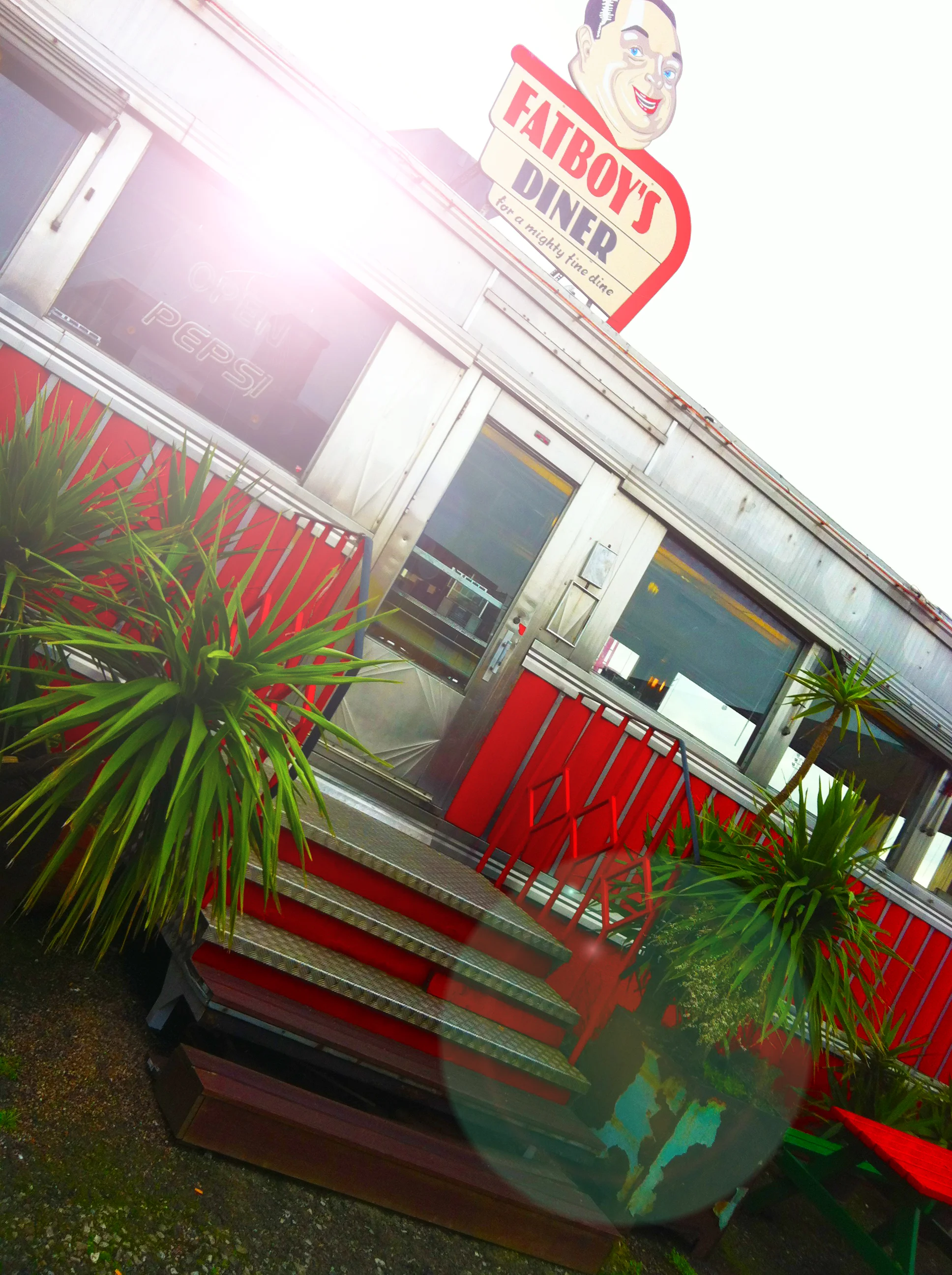 diner sun burst.jpg
