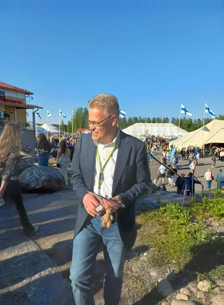 “Työn monipuolisuus sopii kutsumukseeni”
