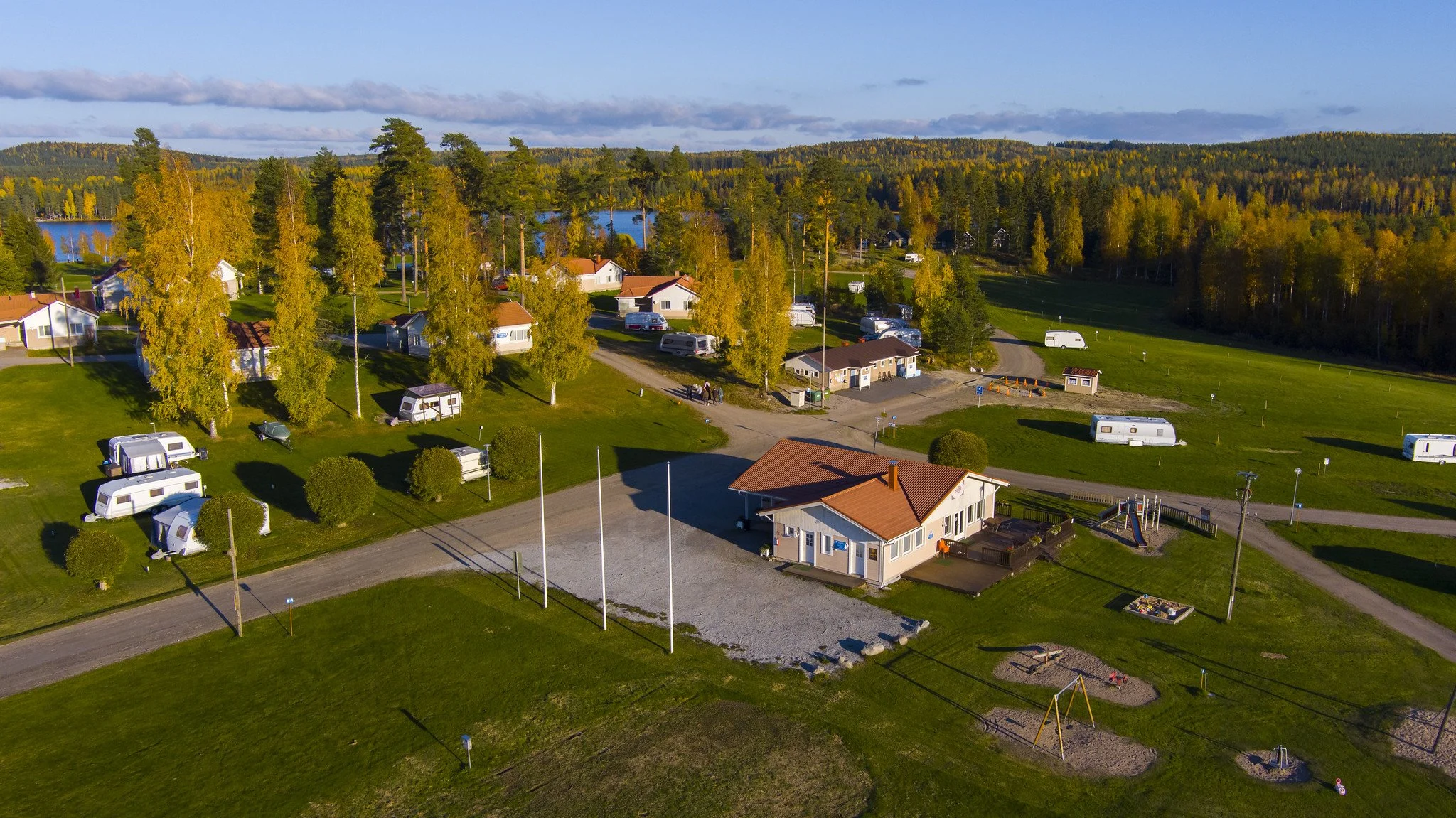 Yritysyhteistyö.jpg