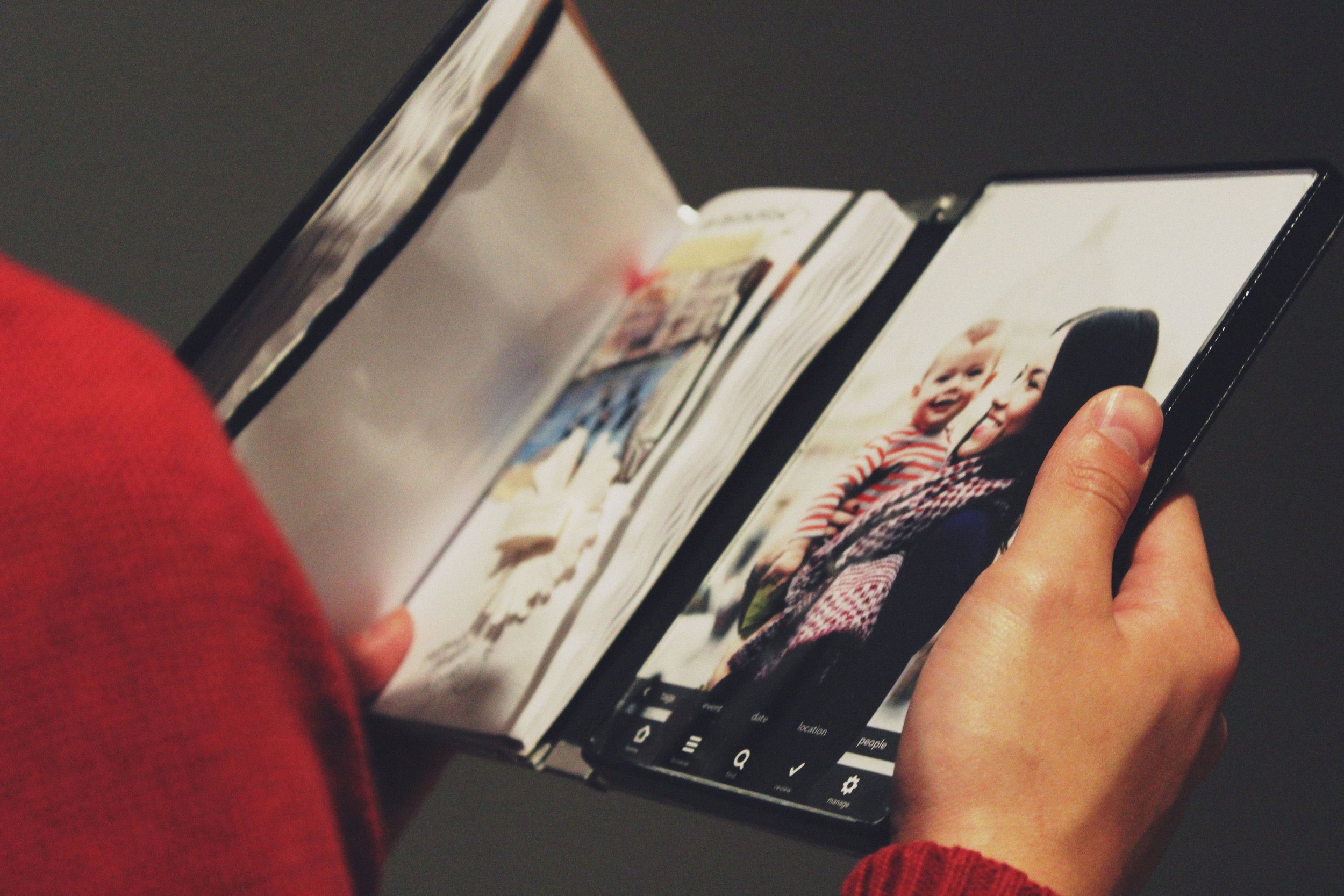 Photos used to illustrate Amber's interface belong to Naomi Davis. Her blog can be found at Love Taza .