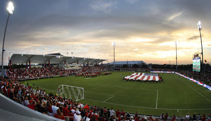 Louisville Uni Soccer.jpeg