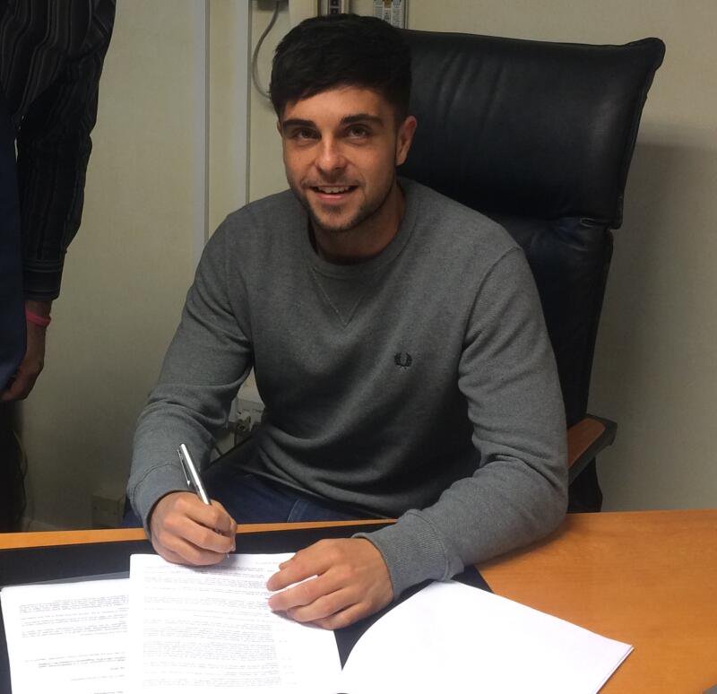 Bateson on signing his professional football deal with Scunthorpe United
