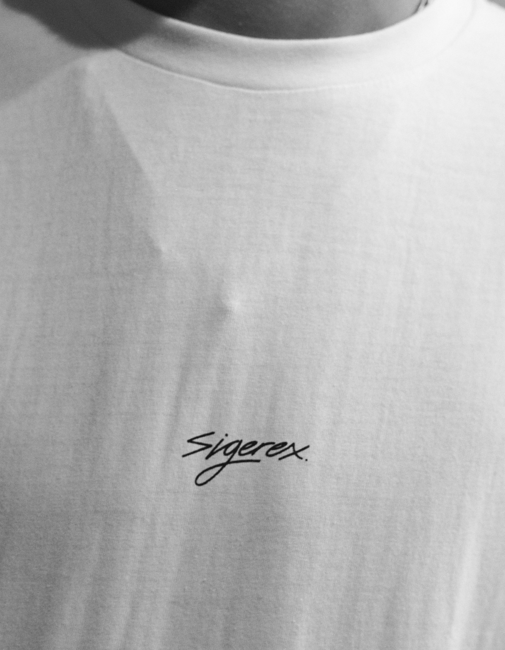 OLI GREEN SEASON 2 WHITE SIGAREX. T SHIRT