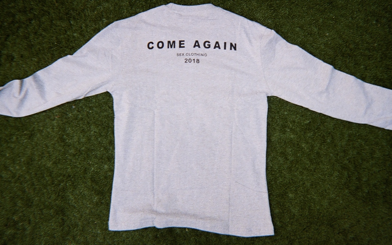 SEASON 2 LIPS T SHIRT