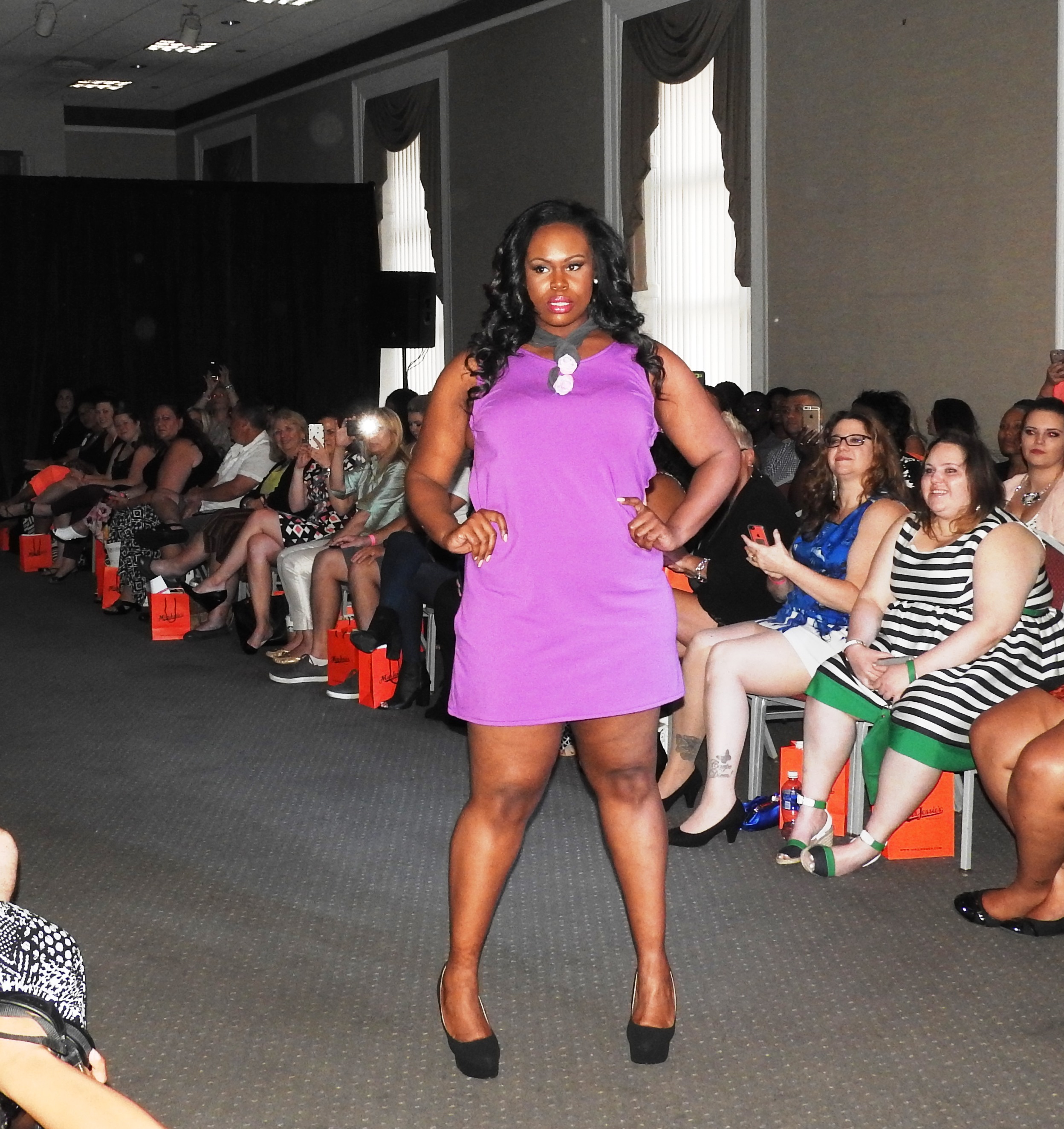 BOSTON CURVY FW 2015