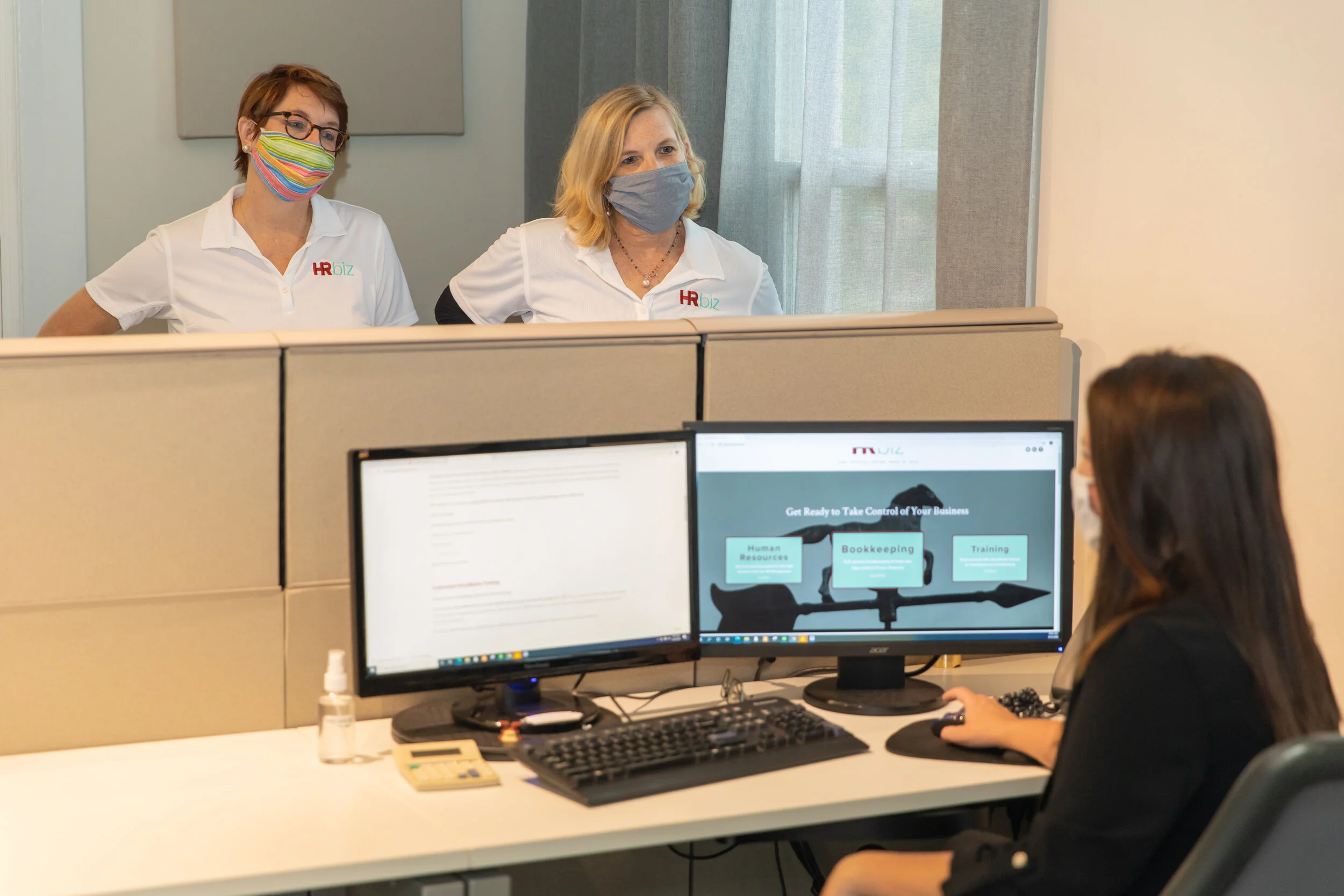 Chrissy Liz Jenny 2 - Original Res 6527x4351.JPG