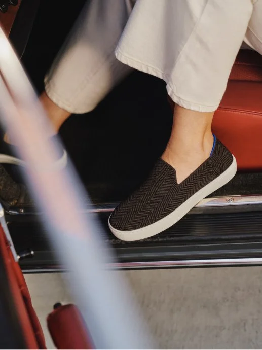 Frame 18.jpg