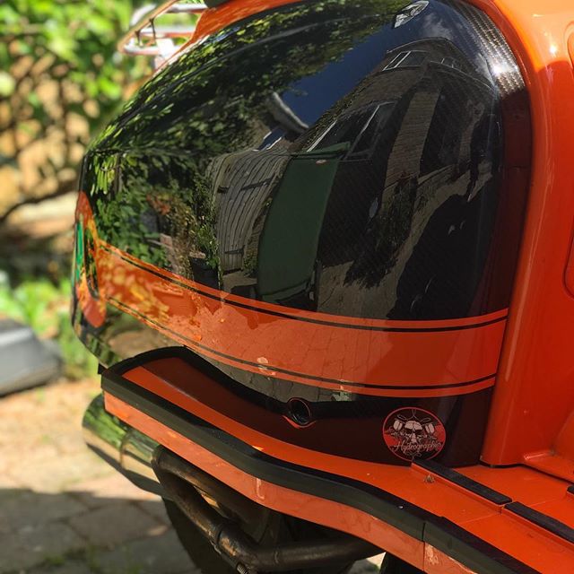 Some scomadi panels done this week at hydrographics, in carbon fibre with custom orange stripes and 96 logo coming through in carbon #hydrodipping #custompaint #scomadilovers