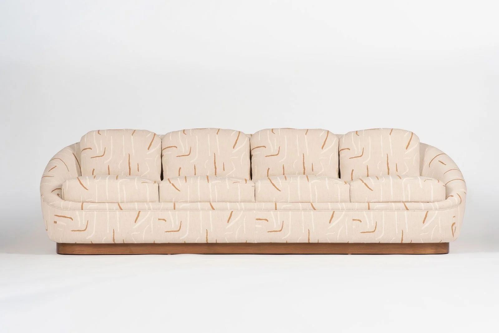 2025_casablanca_sofa_1-30-17@2x..jpg