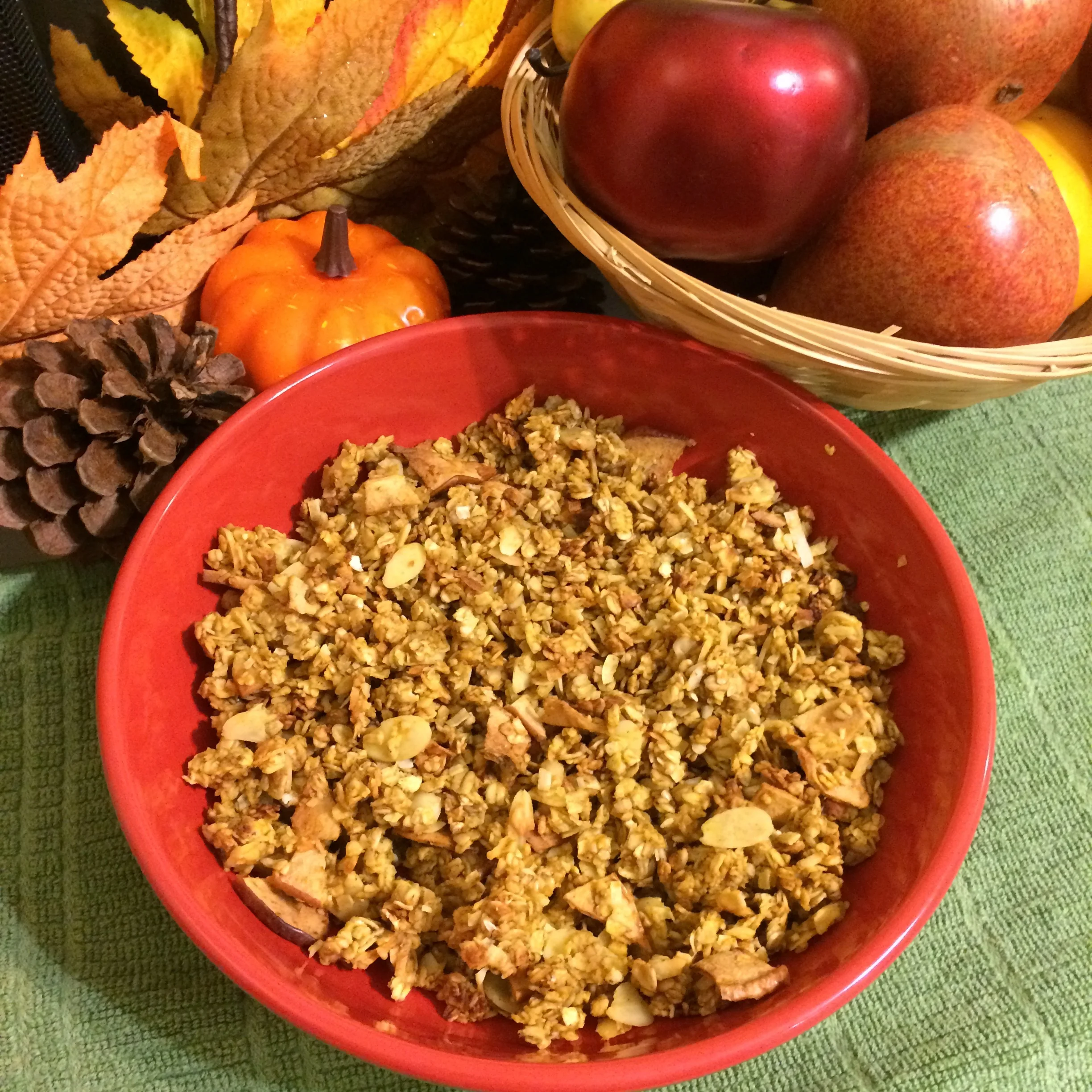 Apple Crisp Granola