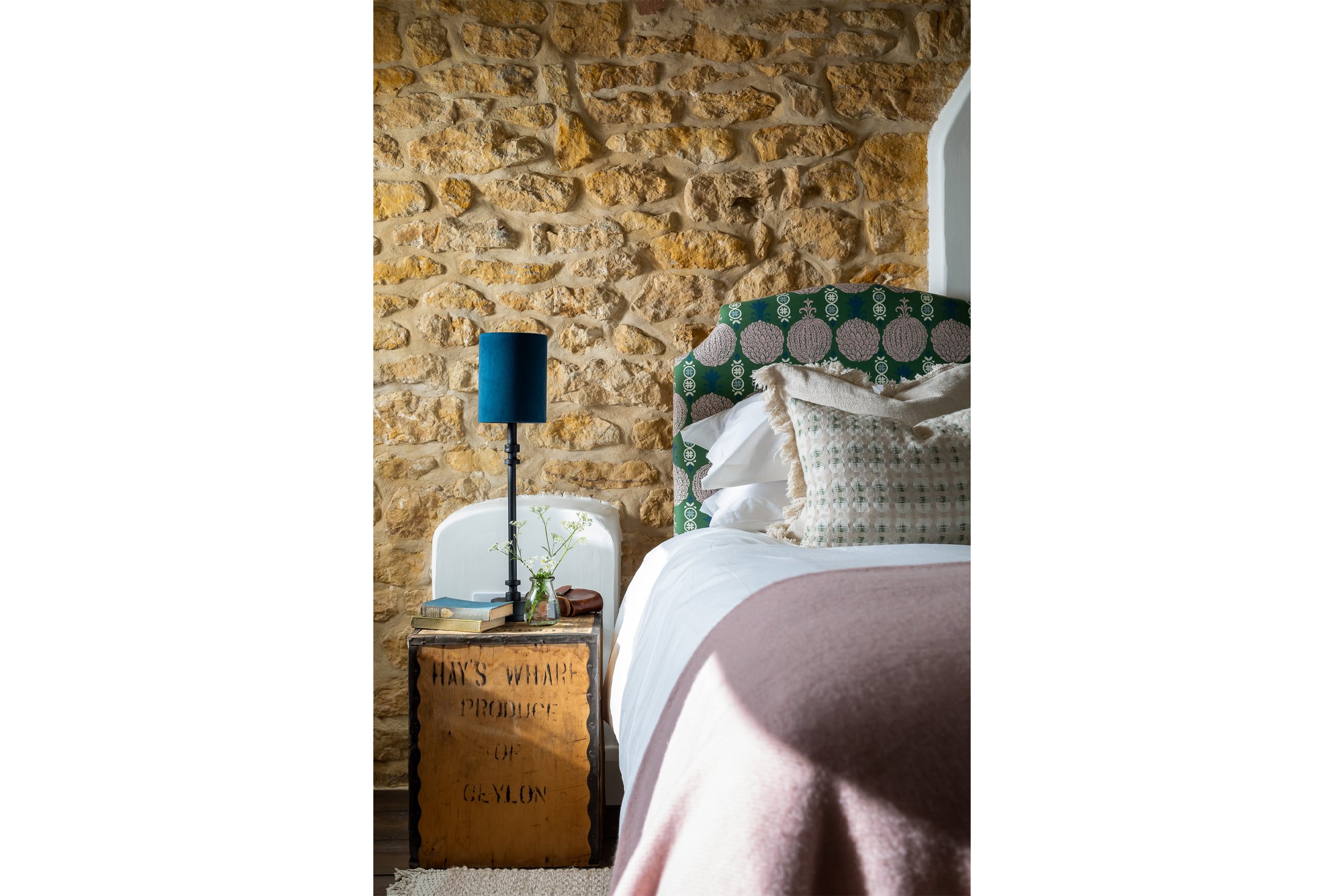 11 - Bed, Cotswold, Interior Design, Oxfordshire, Photographer, Residential.jpg