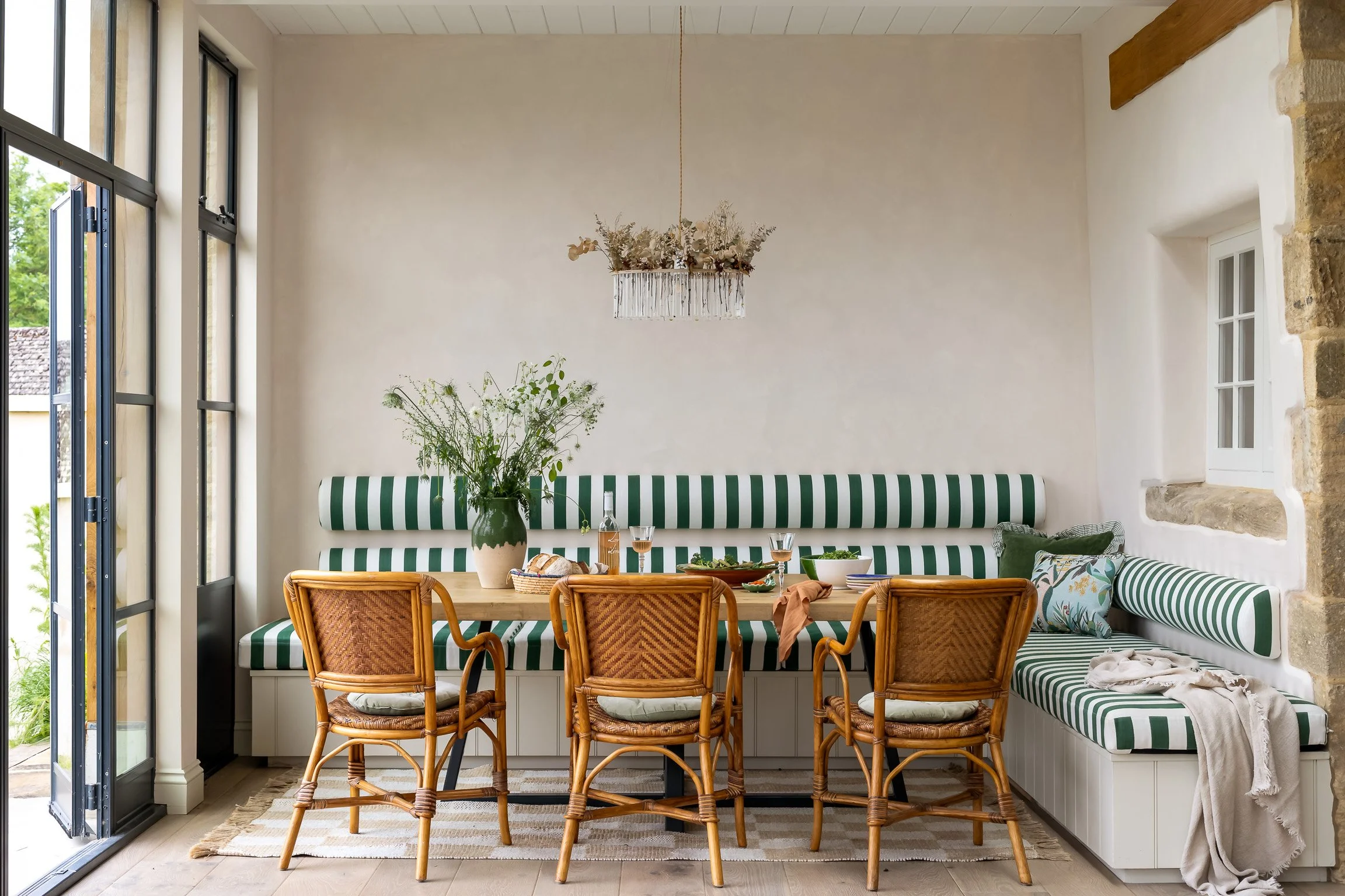 3 - Cotswold, Dining, Gloucestershire, Interior Design, Photographer.jpg