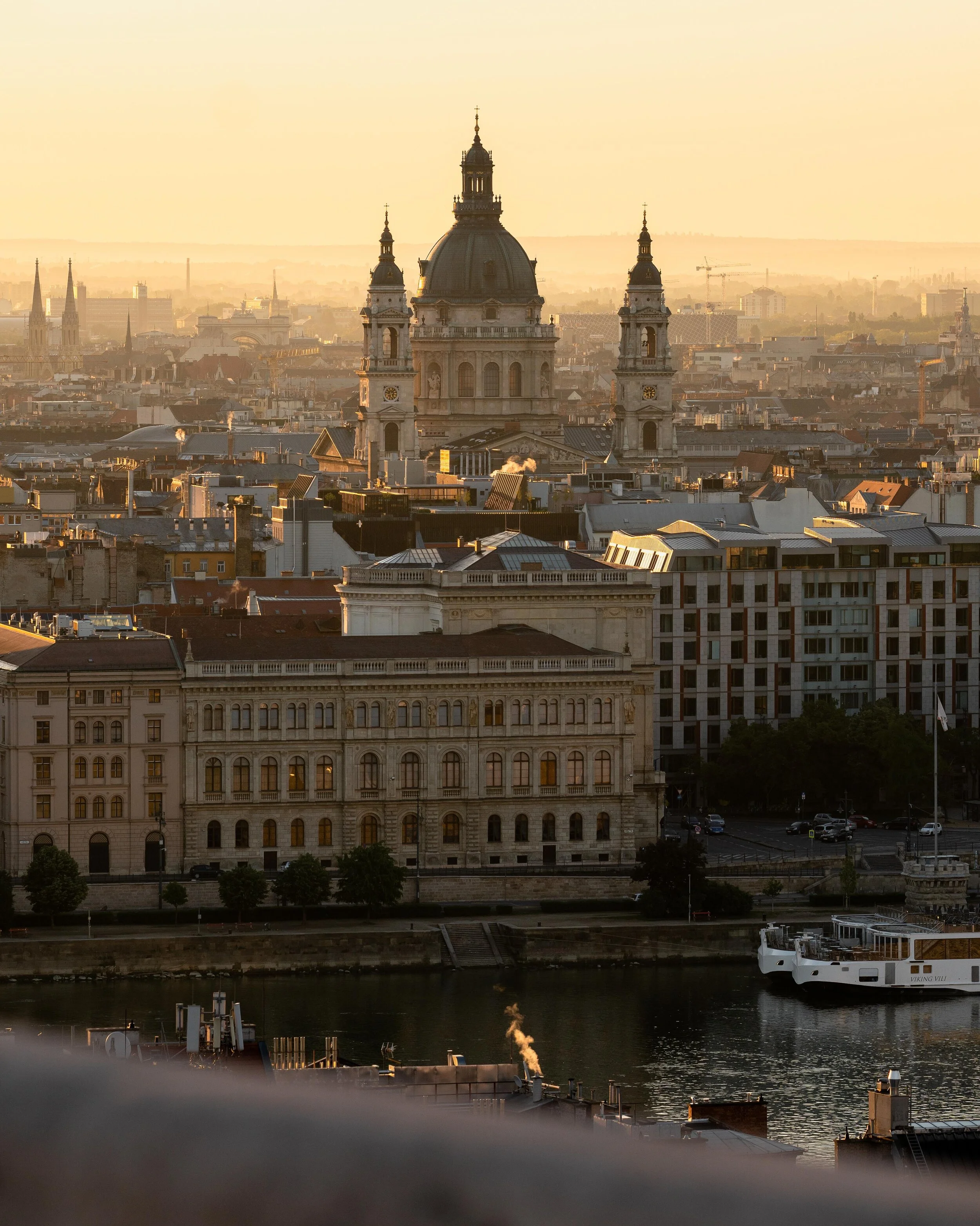 Joe-Thomas-Photo-four-seasons-budapest-Photographer-5.jpg