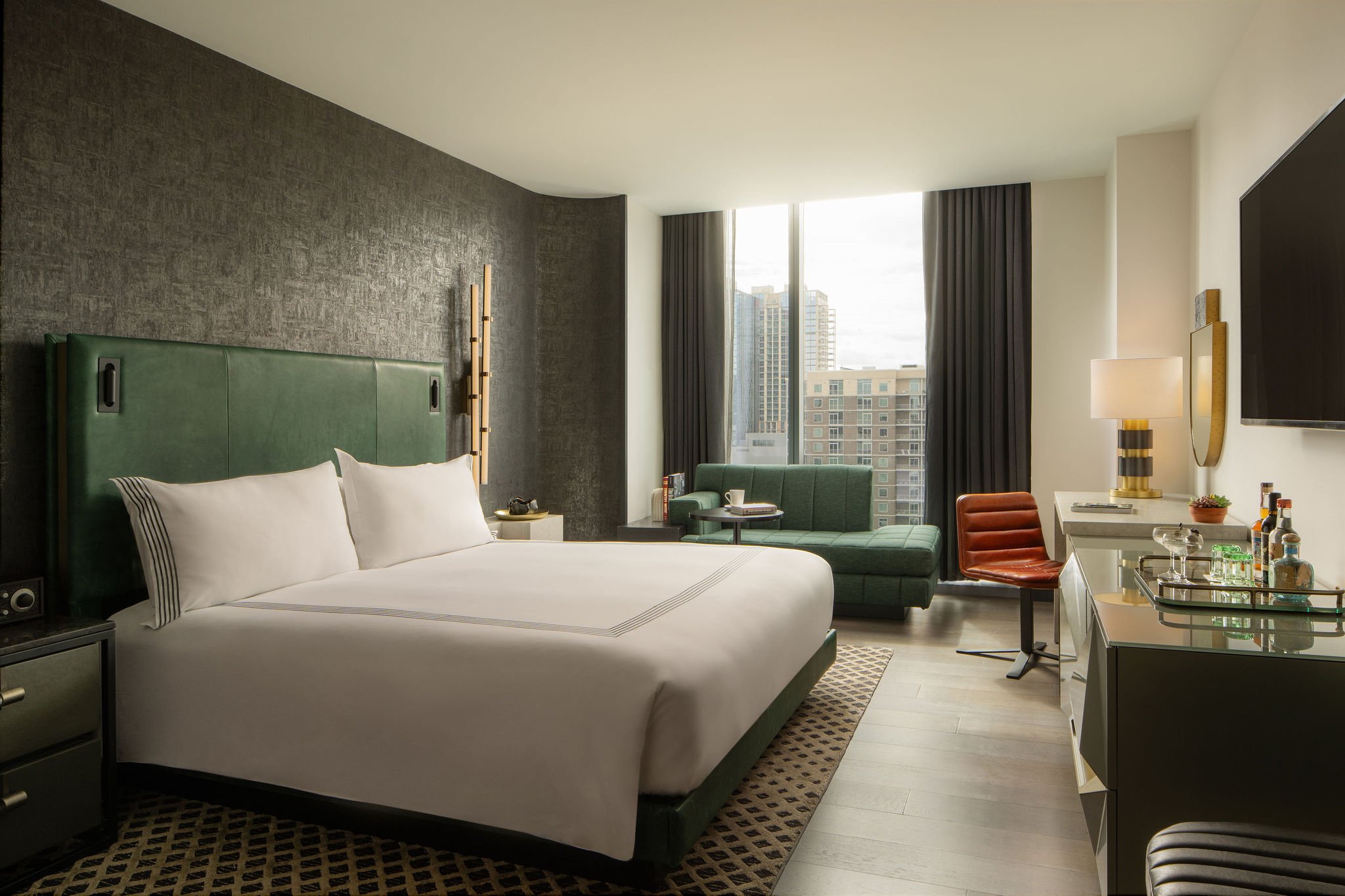 Thompson-Hotel-Hyatt-Austin-Joe-Thomas-Photographer-3.jpg