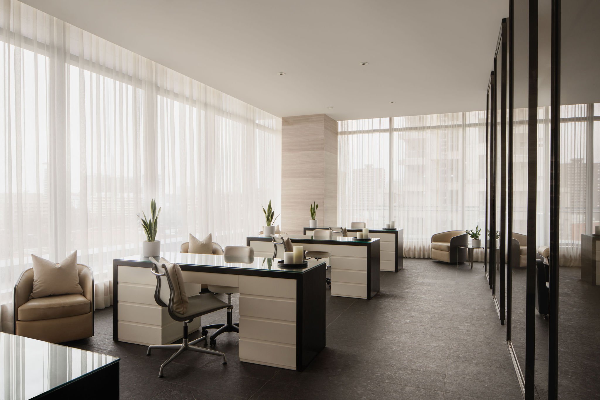 Four-Seasons-Toronto-Joe-Thomas-Interior-Design-Hospitality-Photographer-26.jpg