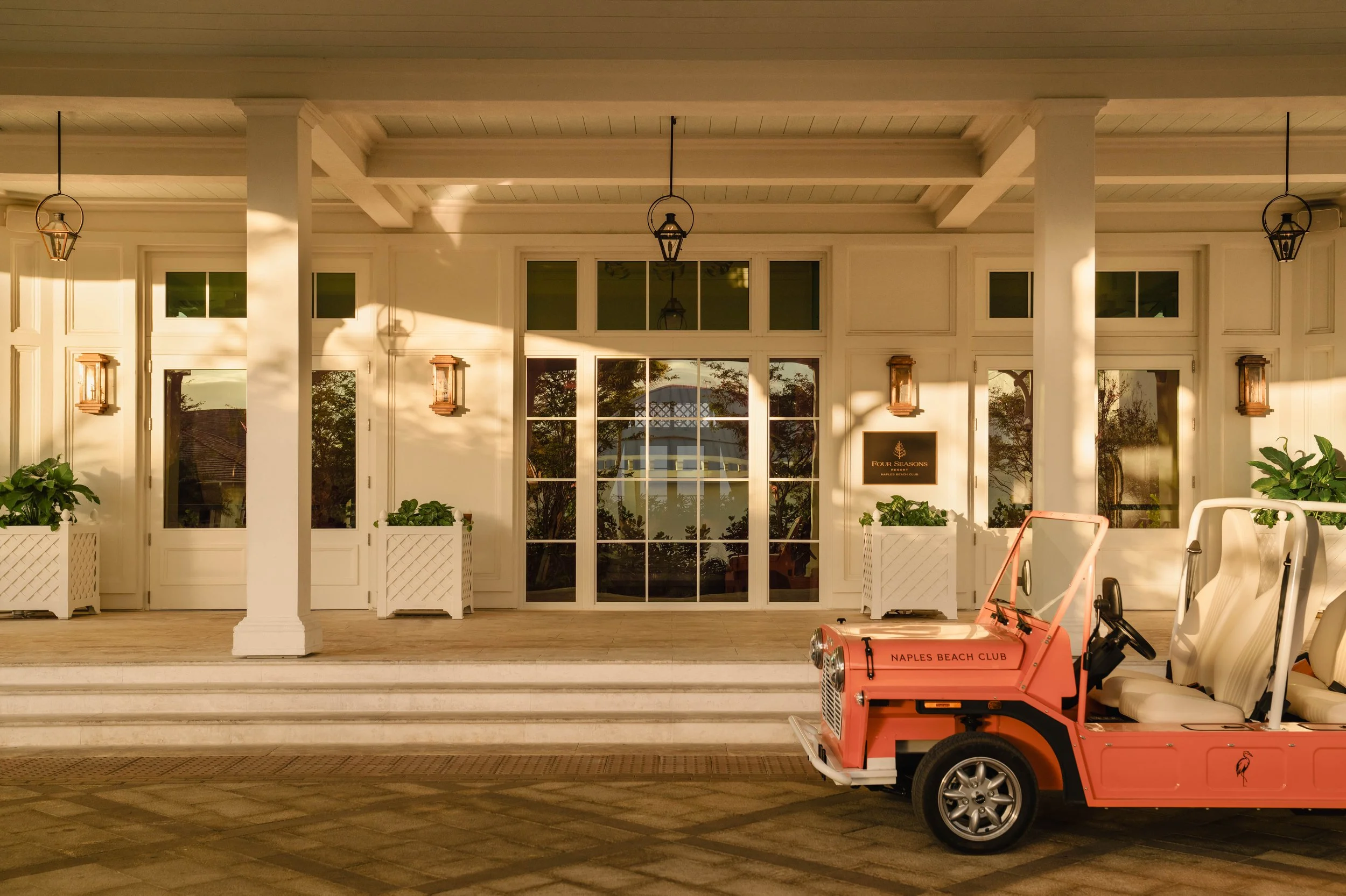 FourSeasons-Naples_Beach_Club-JoeThomas-Architectural-Hospitality-Photoshoot-31.jpg