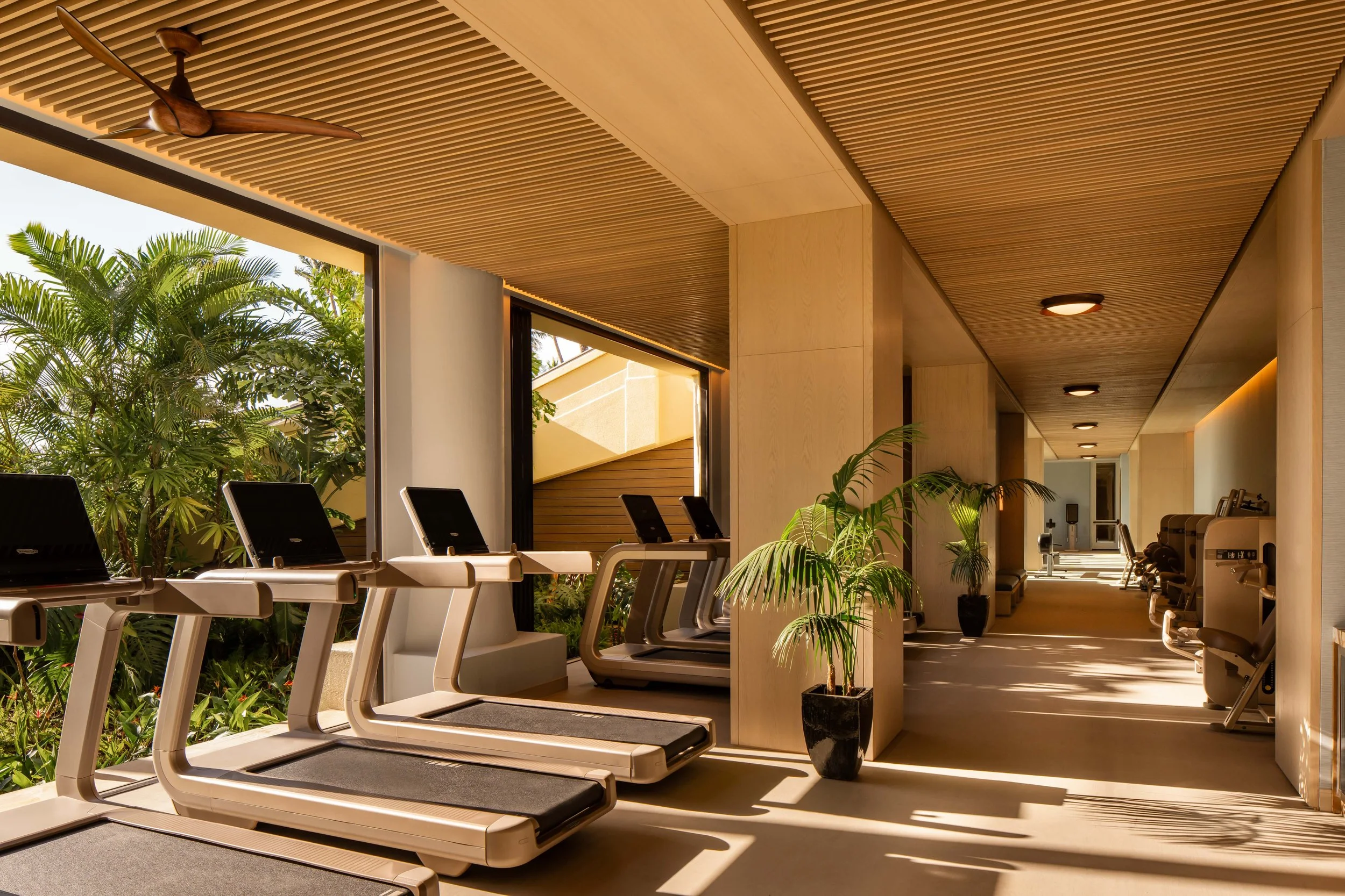 FourSeasonsMaui-JoeThomas-Photo-3.jpg