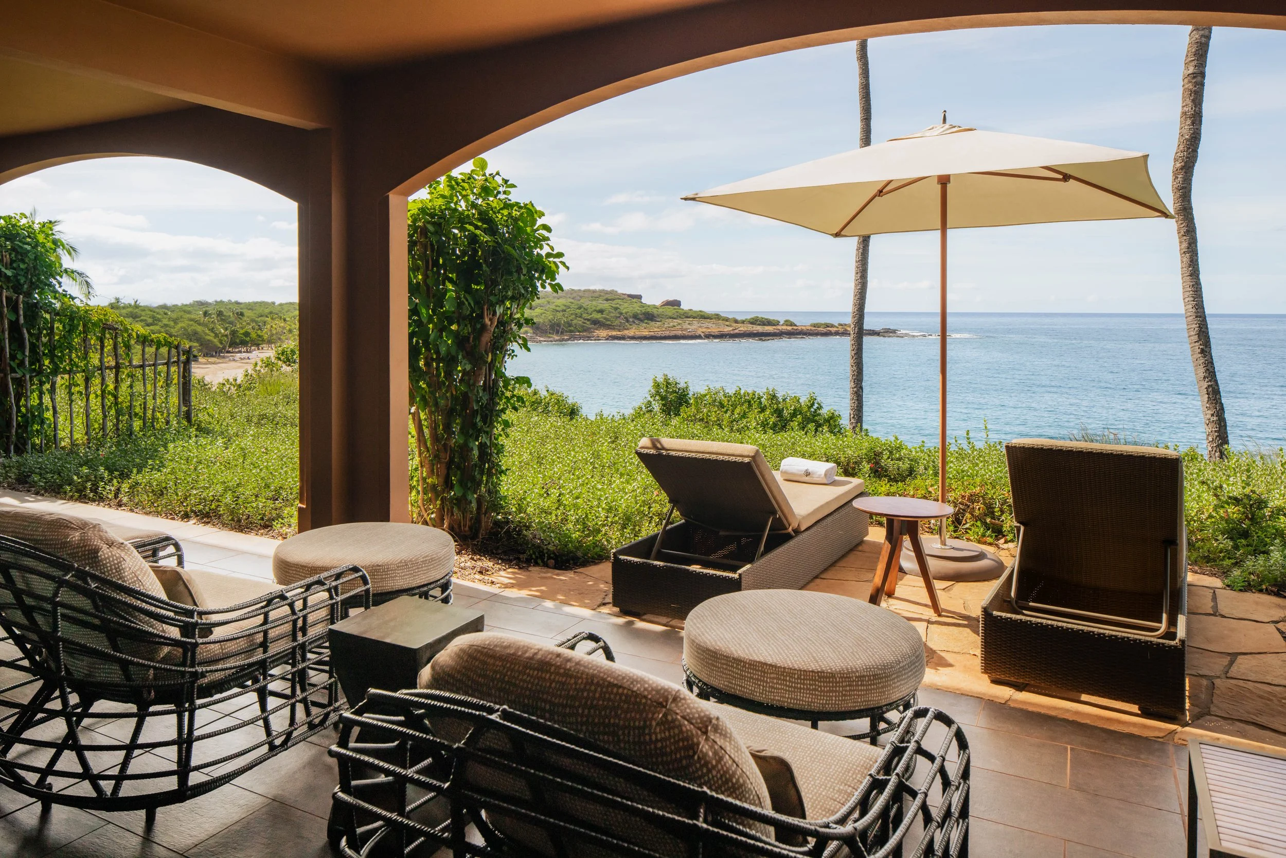 FourSeasons-Lanai-JoeThomas-3.jpg