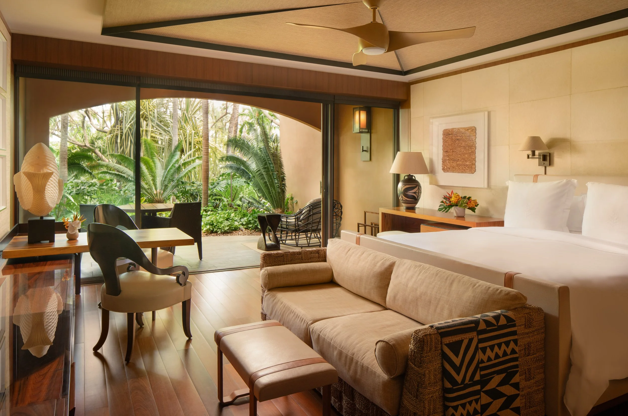FourSeasons-Lanai-JoeThomas-14.jpg