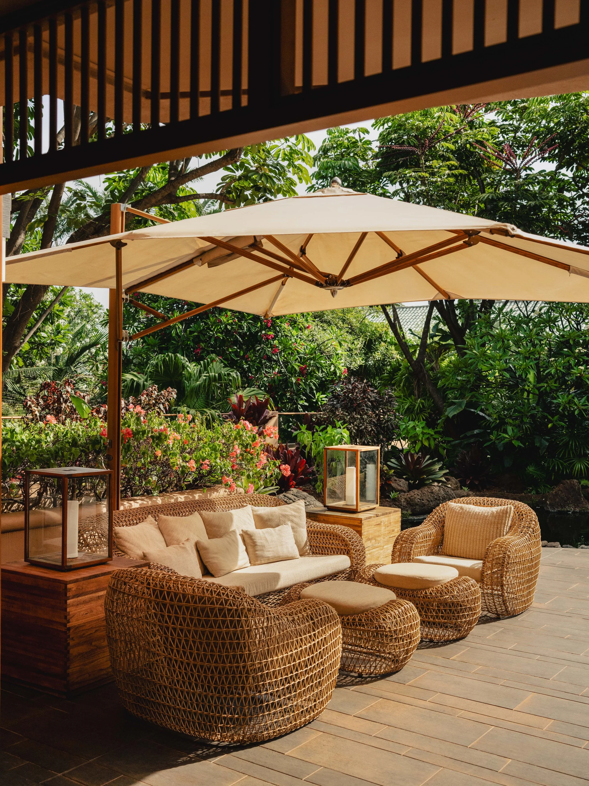 FourSeasons-Lanai-JoeThomas-17.jpg