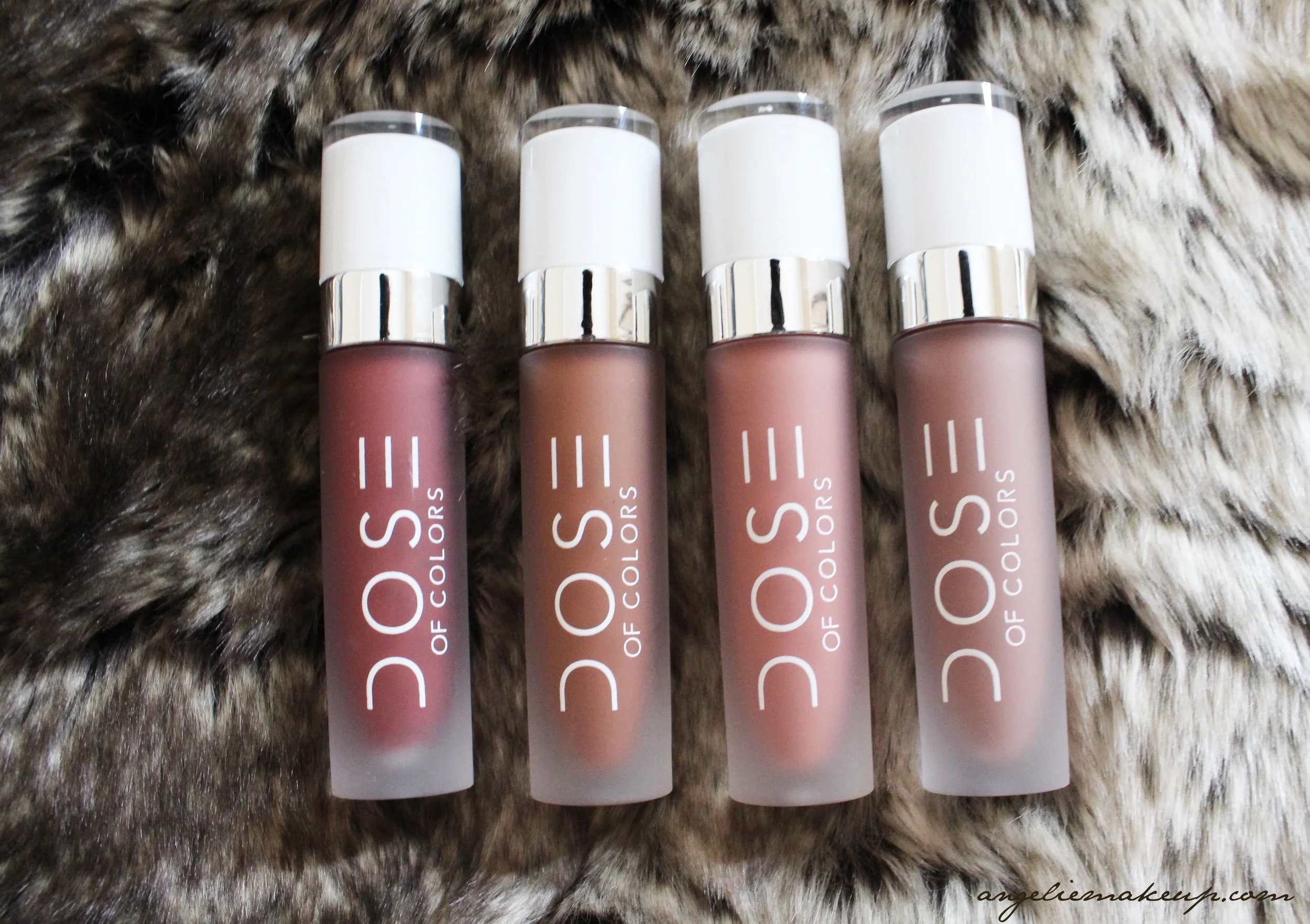 Colors: Mood, Cork, Truffle, Desert Suede