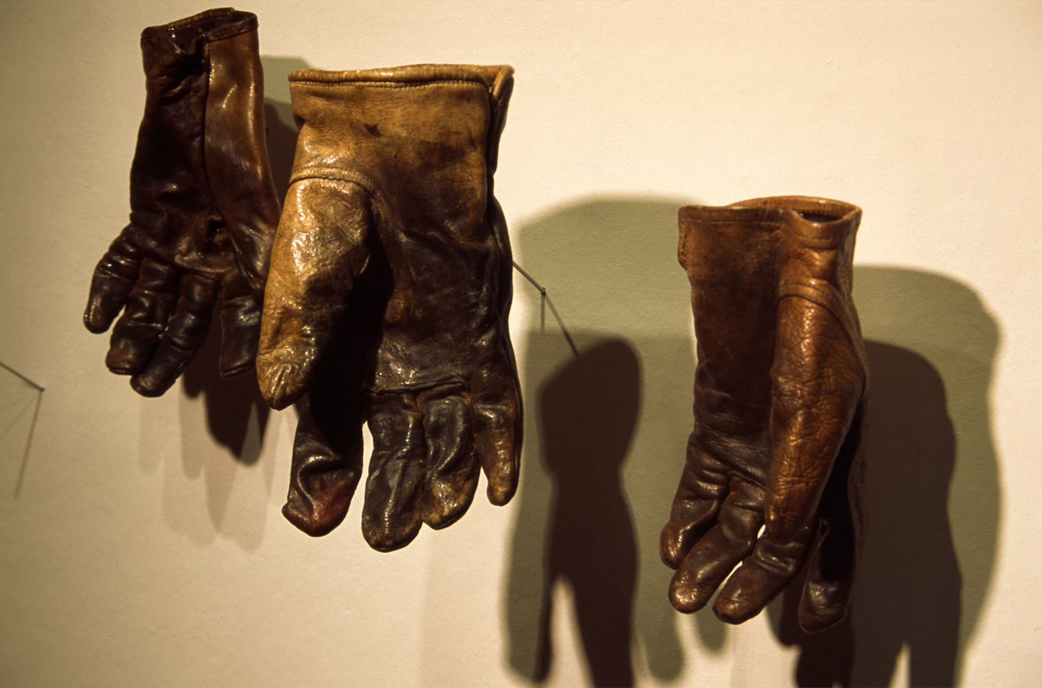 Gloves ©2006-2007