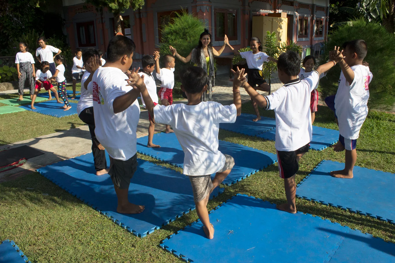 Volunteer Yoga Teacher, Lorena, with BCF students