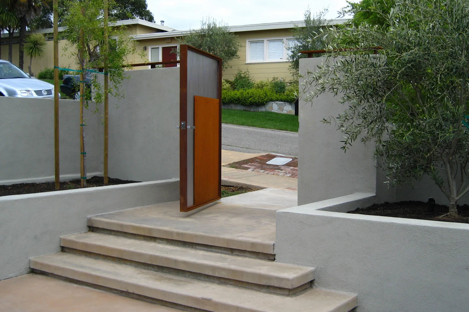 piedmont gate, overall.JPG