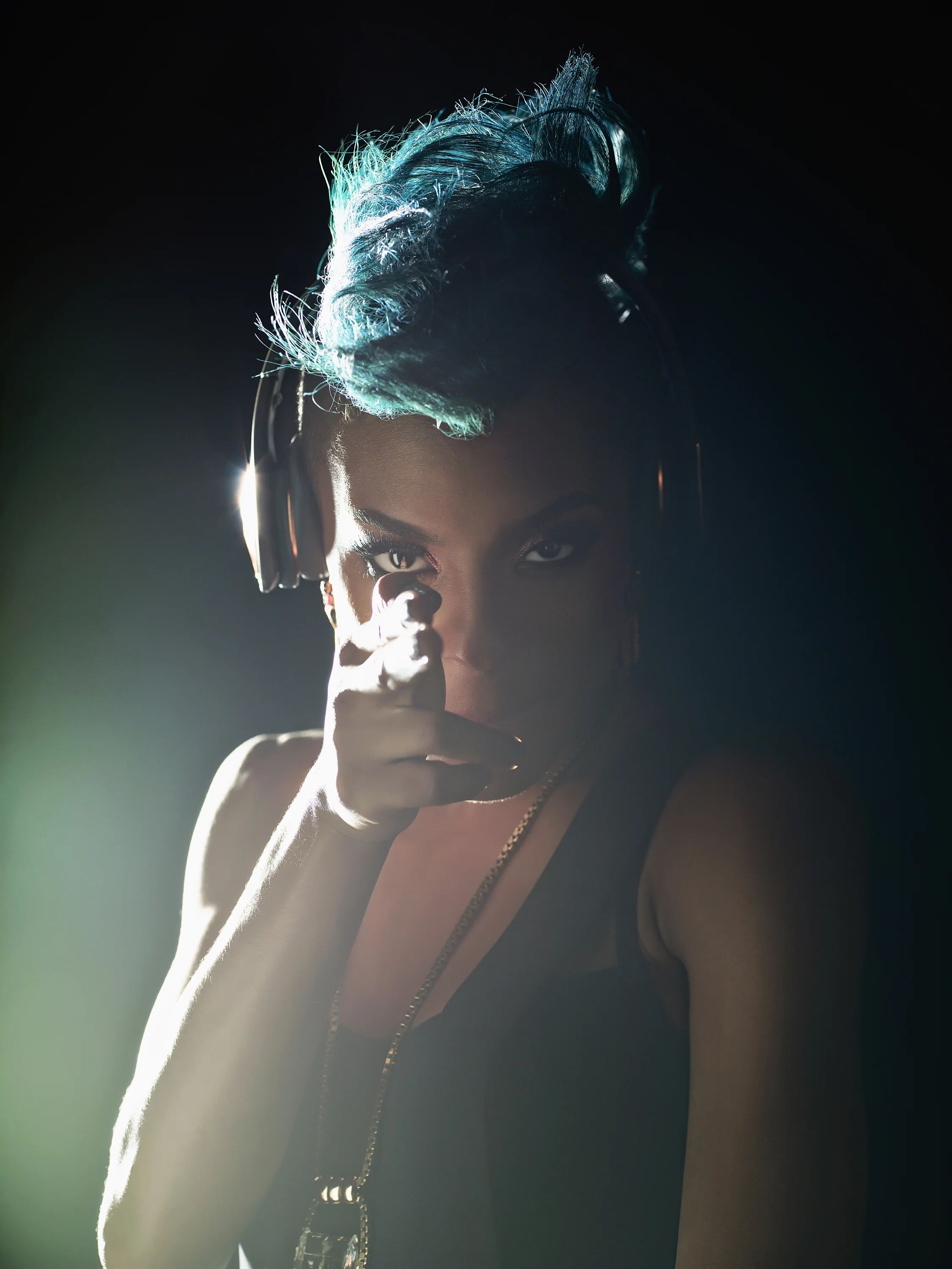 V_BICMONSTER_SASSY_0143_RETOUCHED.jpg