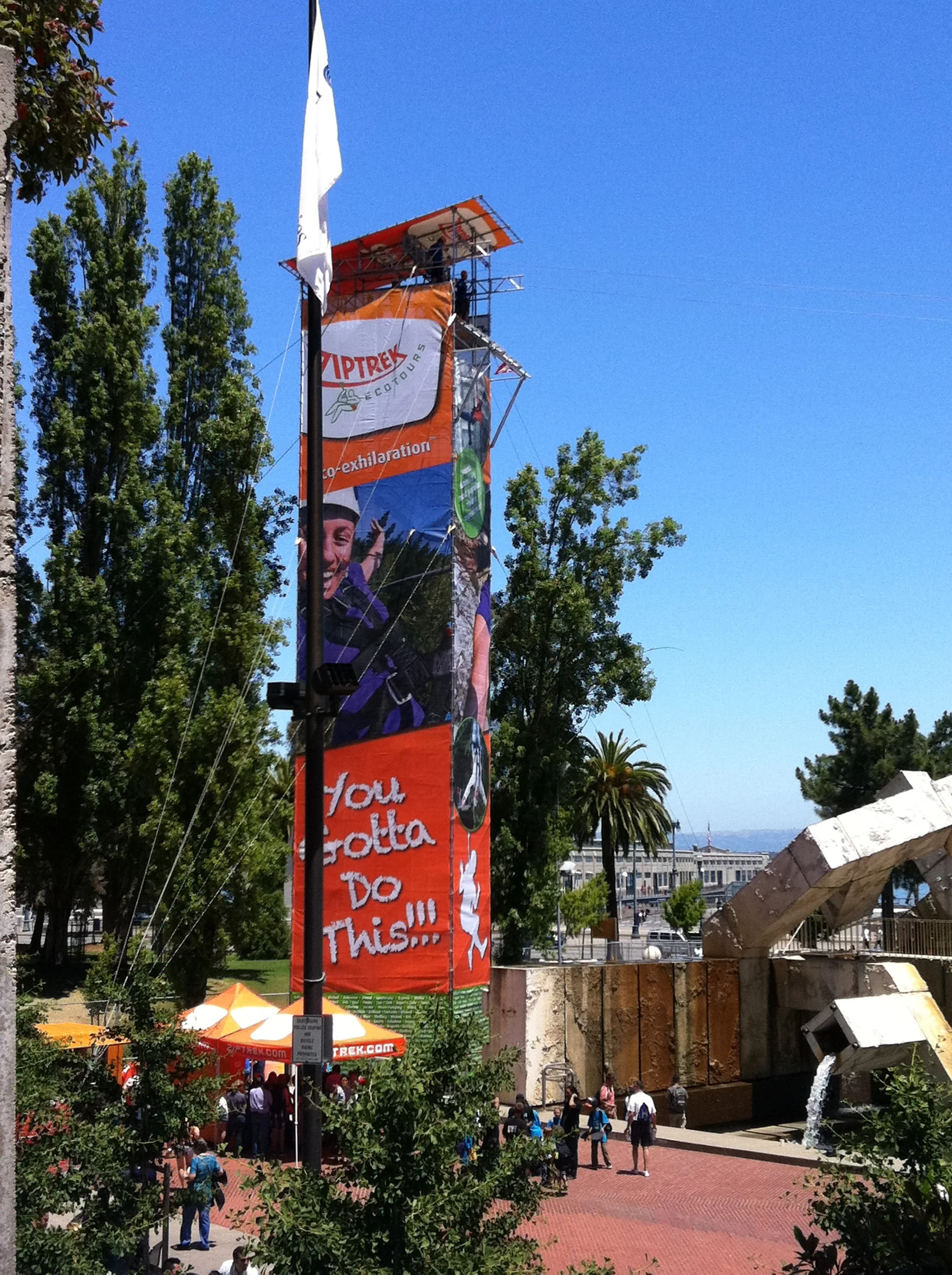  Tower wrap: San Francisco  (Embarcadero Square) - 800ft dual zipline 