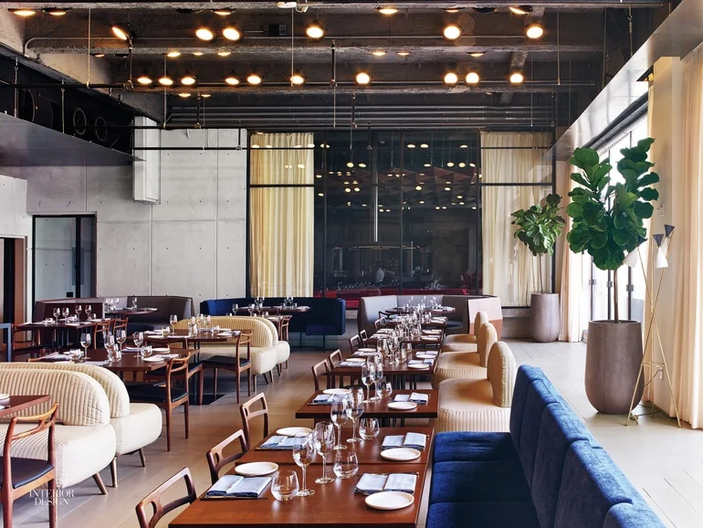 thumbs_15-bluarch-maindiningroom-2000.jpg.770x0_q95.jpg