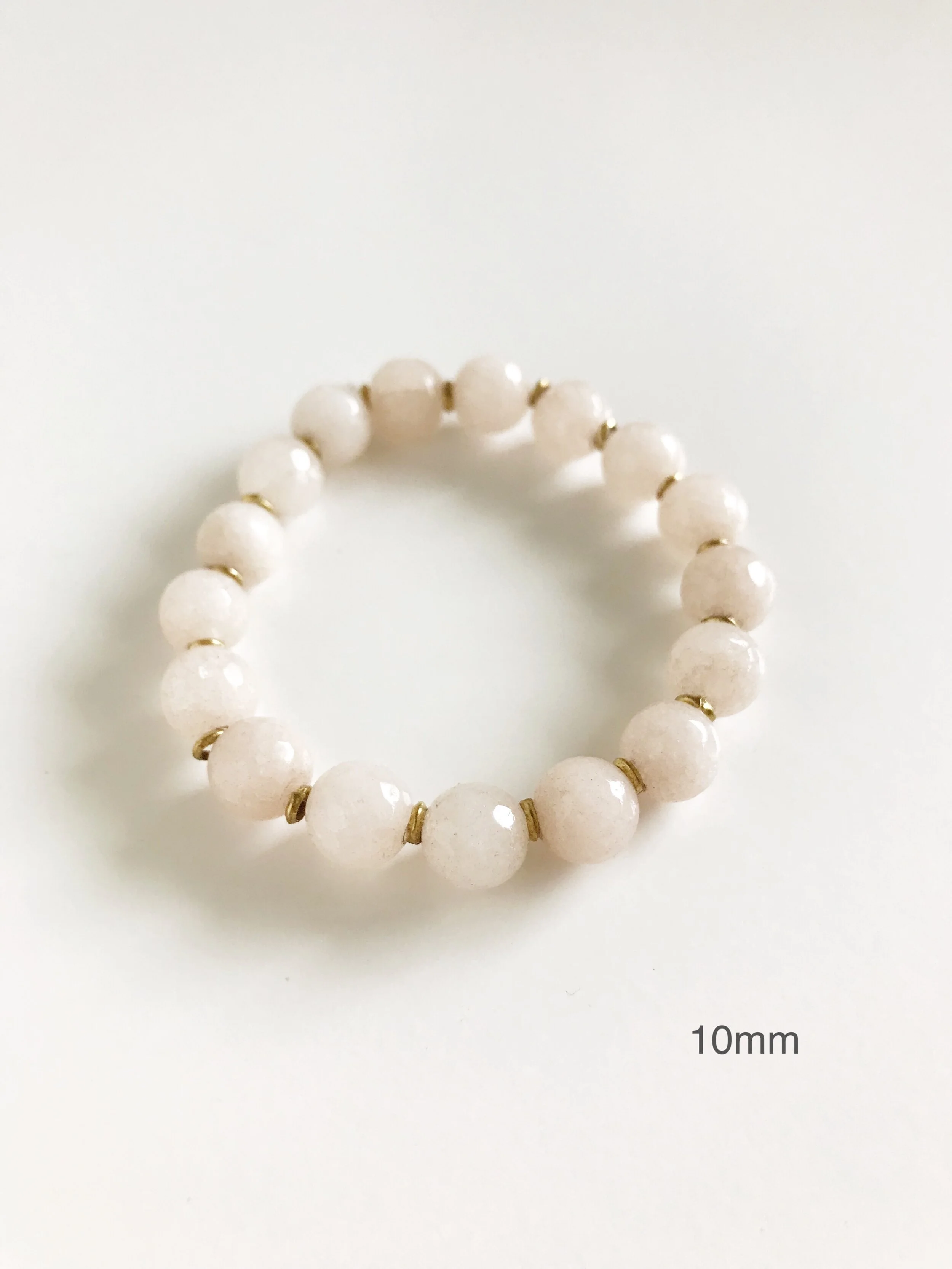 ivory agate 10mm.JPG