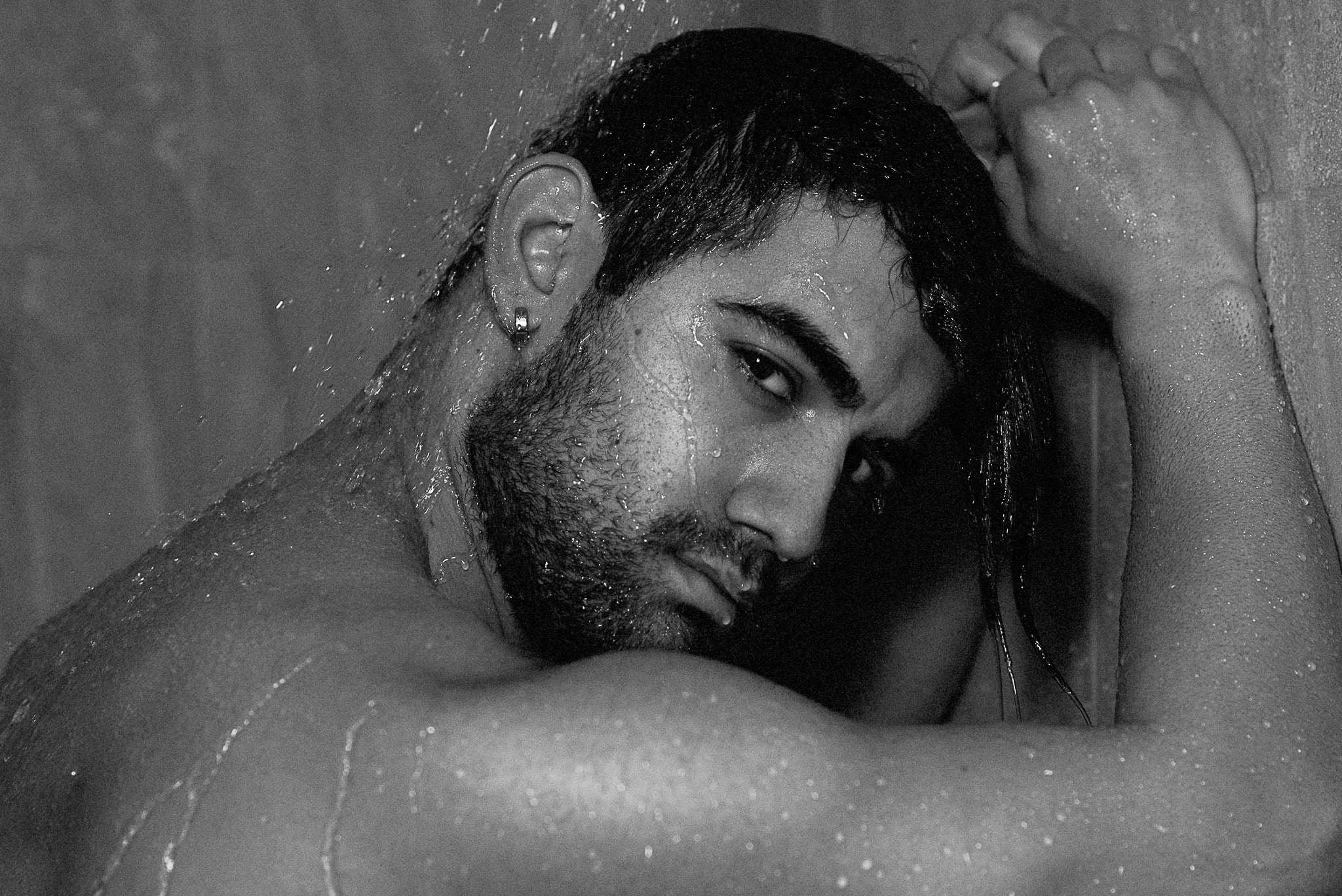 Las-Vegas-Boudoir-Photographer-male-in-shower.jpg