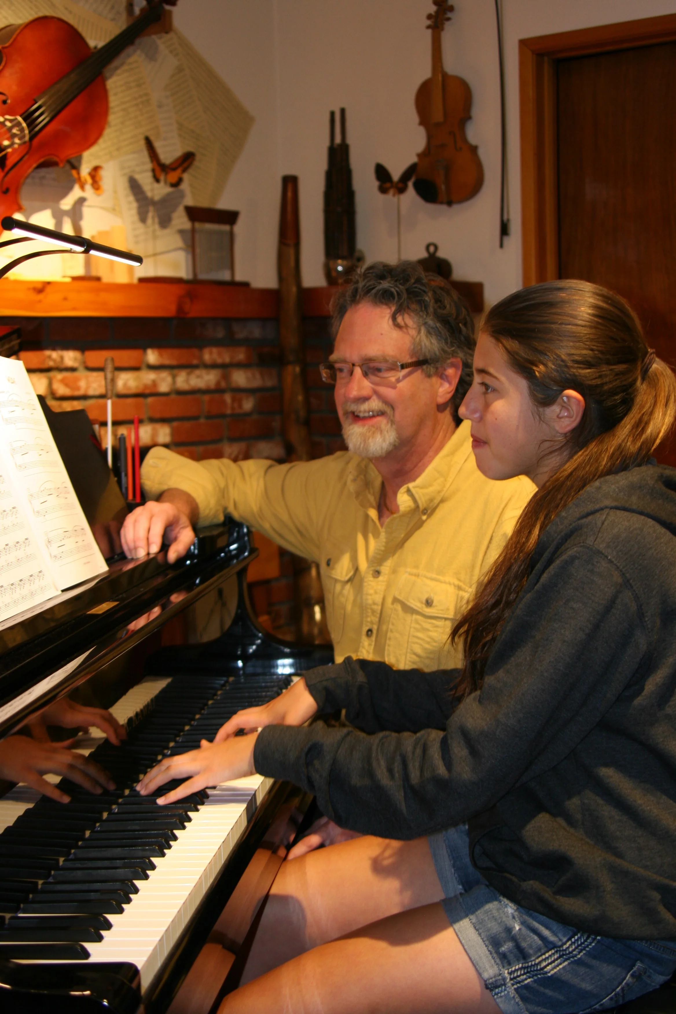 Chet teaching - 1.jpg