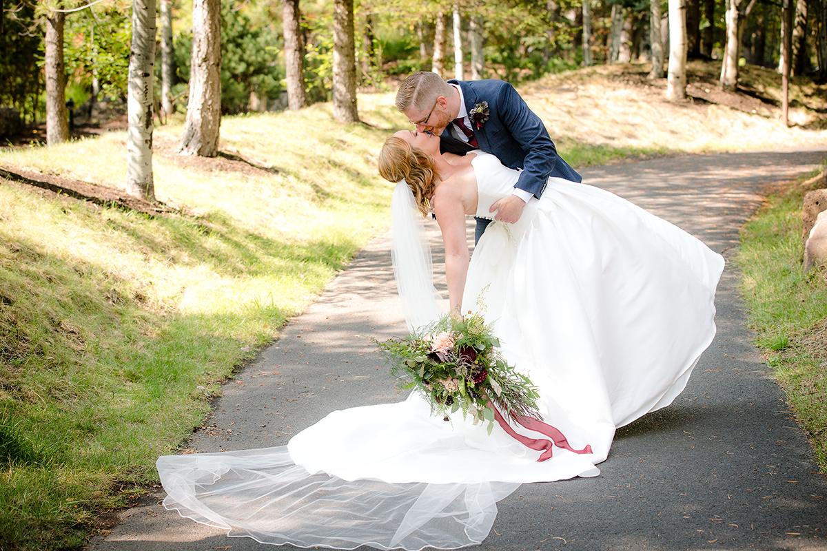 Bend Oregon wedding  photography by steve heinrichs photography (120 of 164).jpg