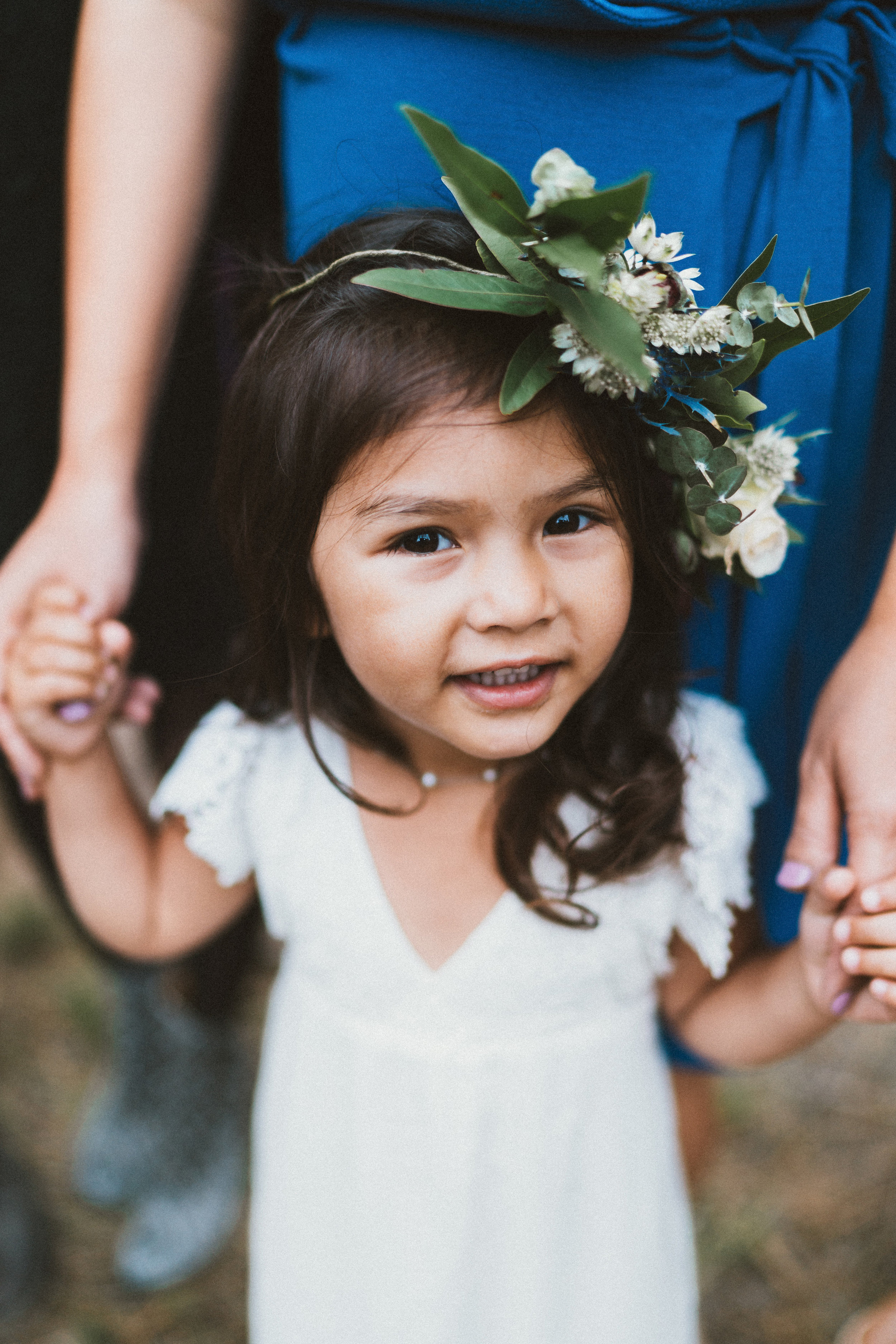 too cute littel flower girl .jpg