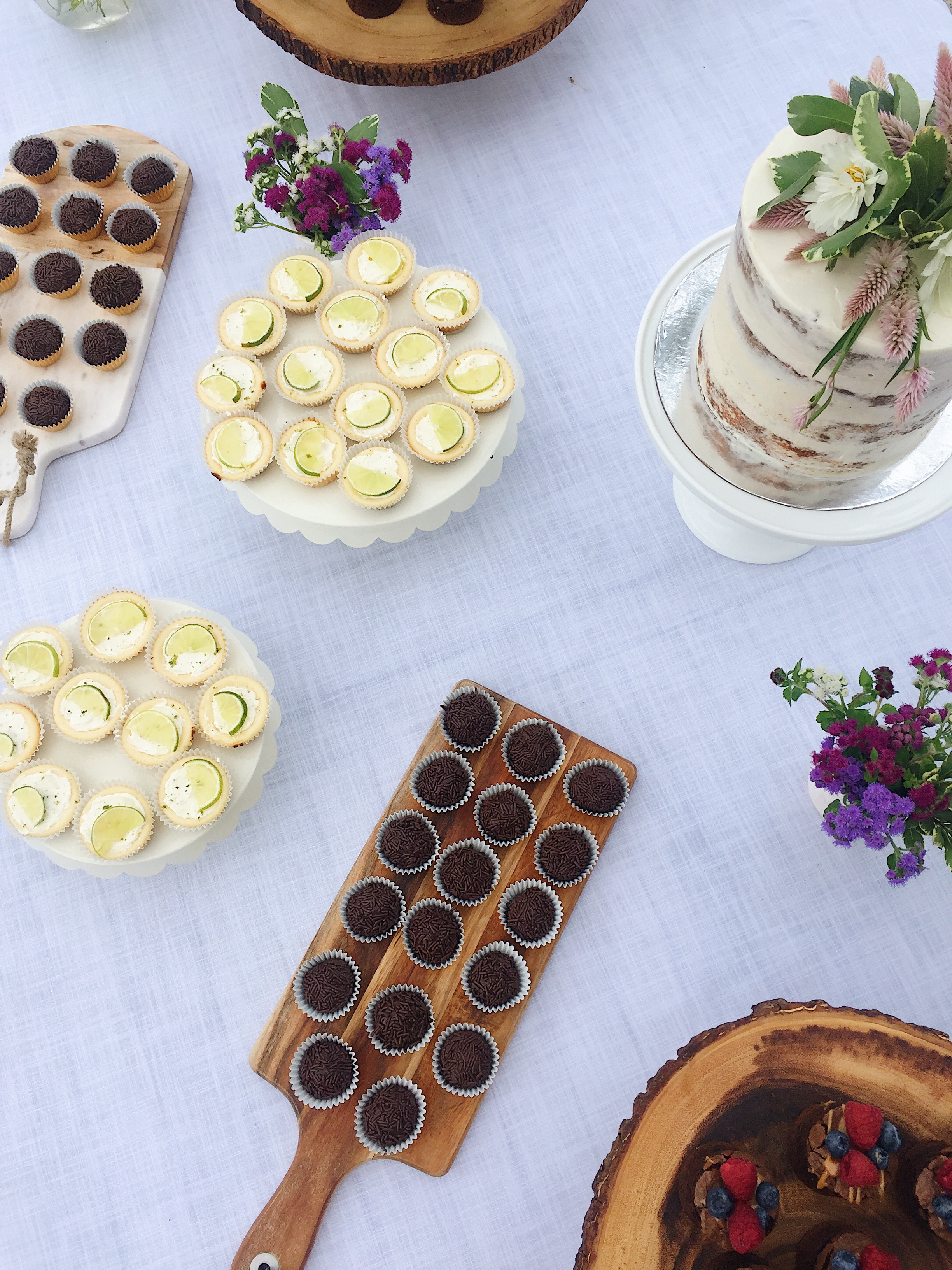 sundaybake_tablesetup.JPG