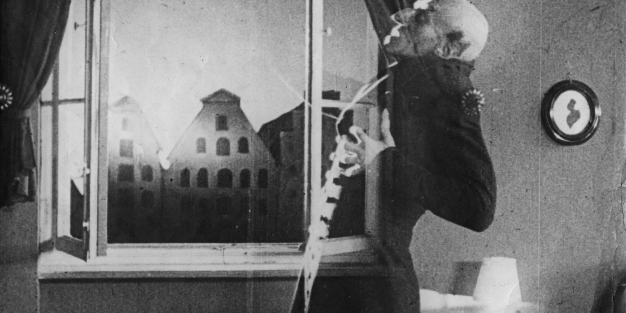 Nosferatu (1922) vs Nosferatu the Vampyre (1979)