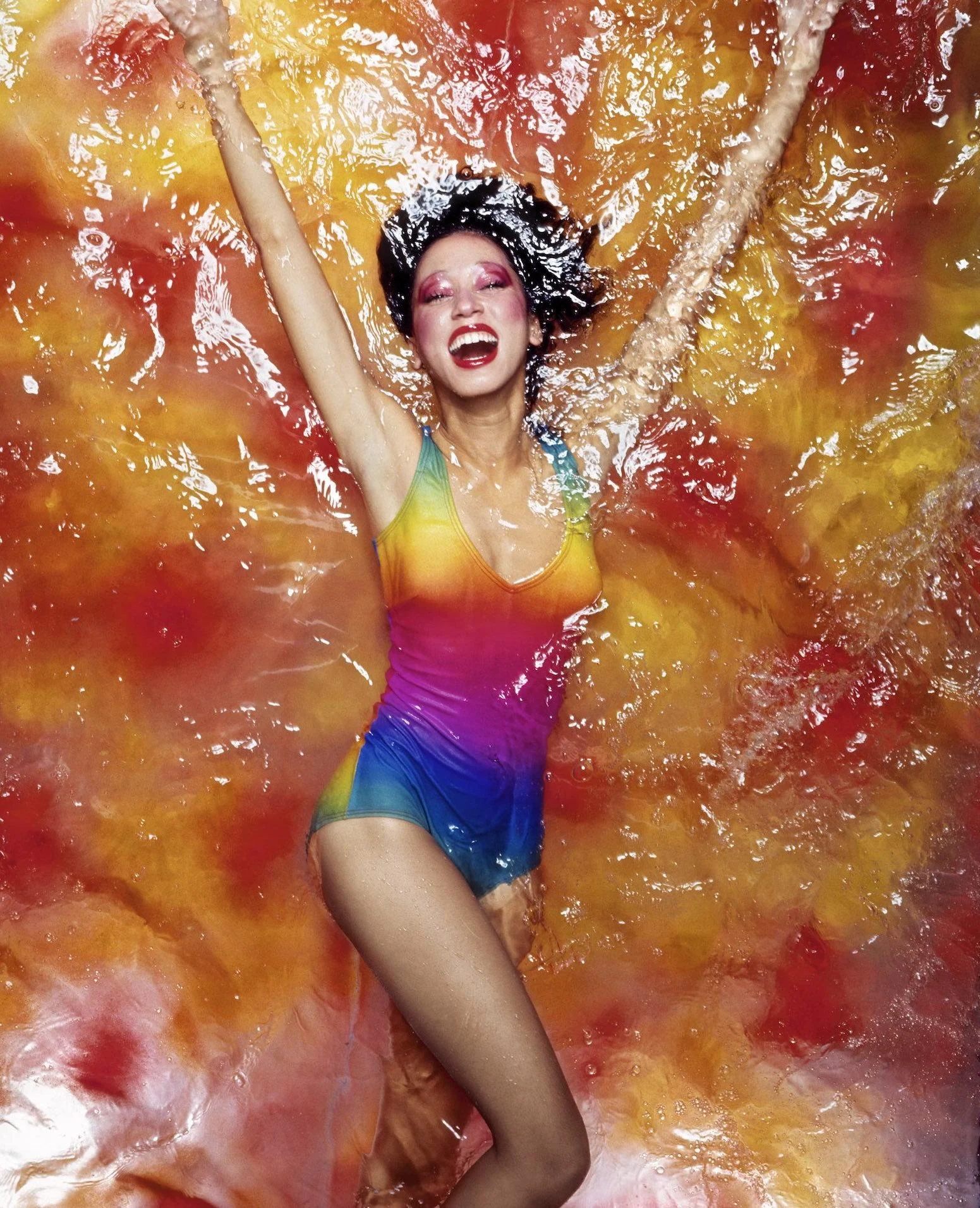 Pat in a pool in Milan for Linea Italia, by Gian Paolo Barbieri.