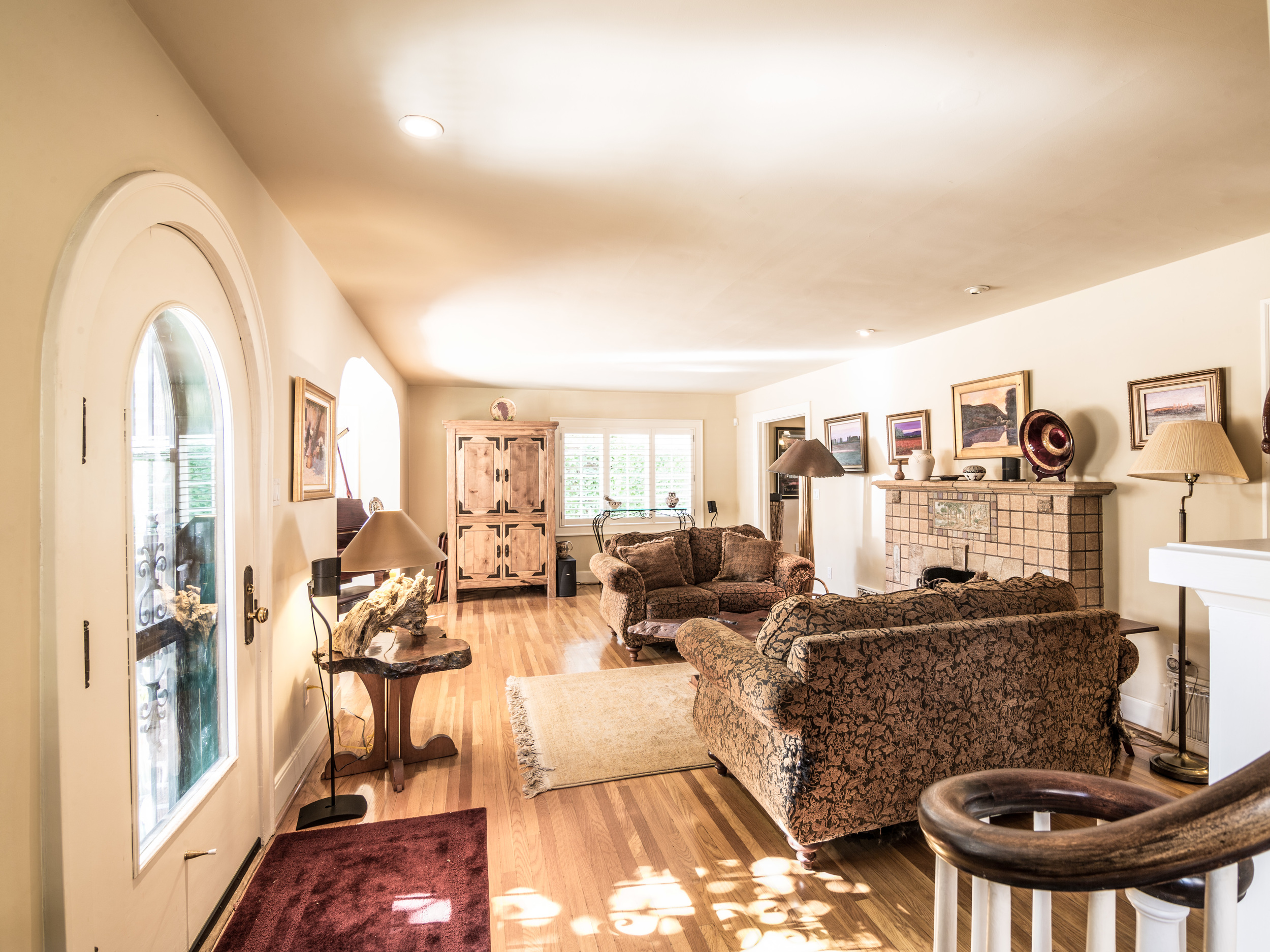 61 Virginia Living Room2