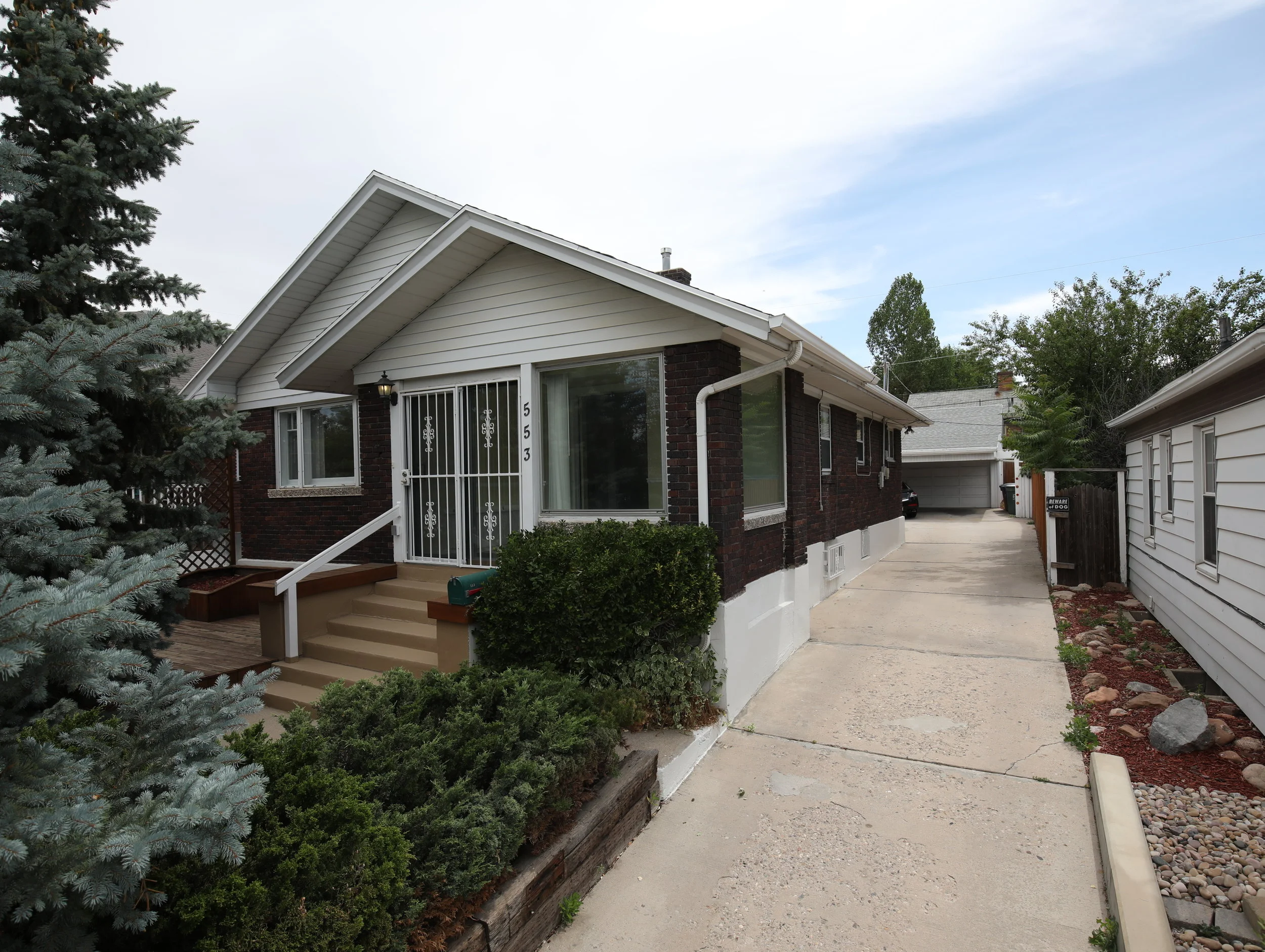Saturday Open House - 553 Douglas St