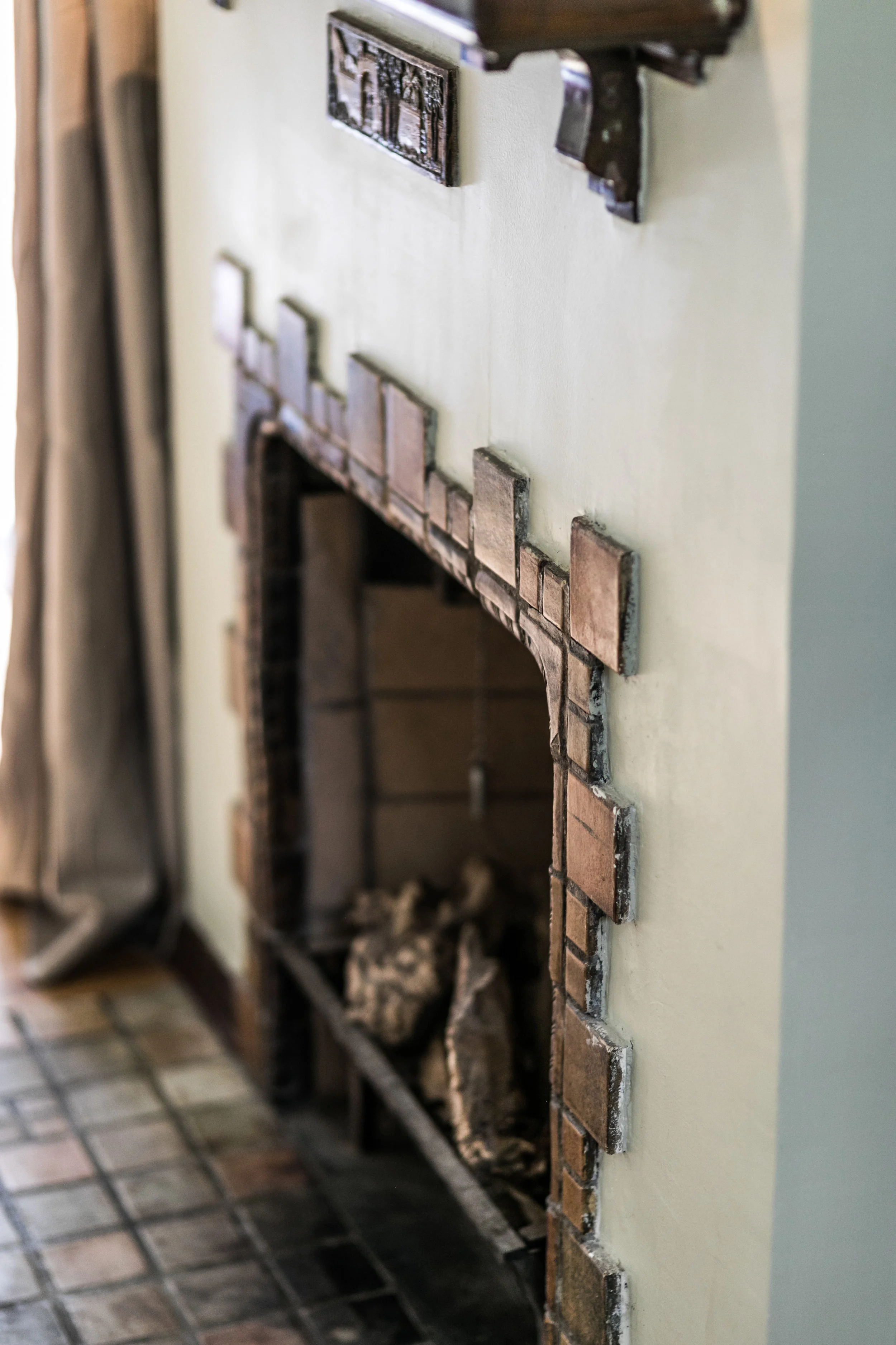 7 fireplace detail.jpg