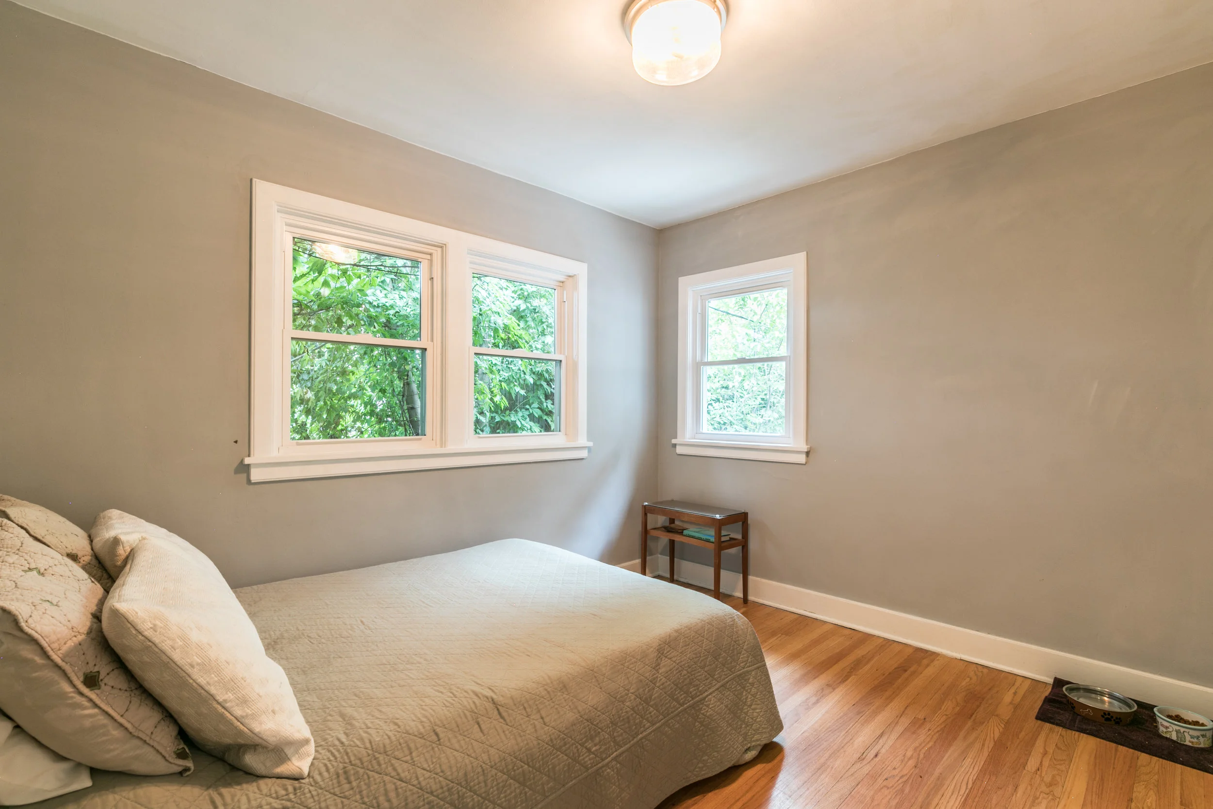 15 bedroom2b.jpg