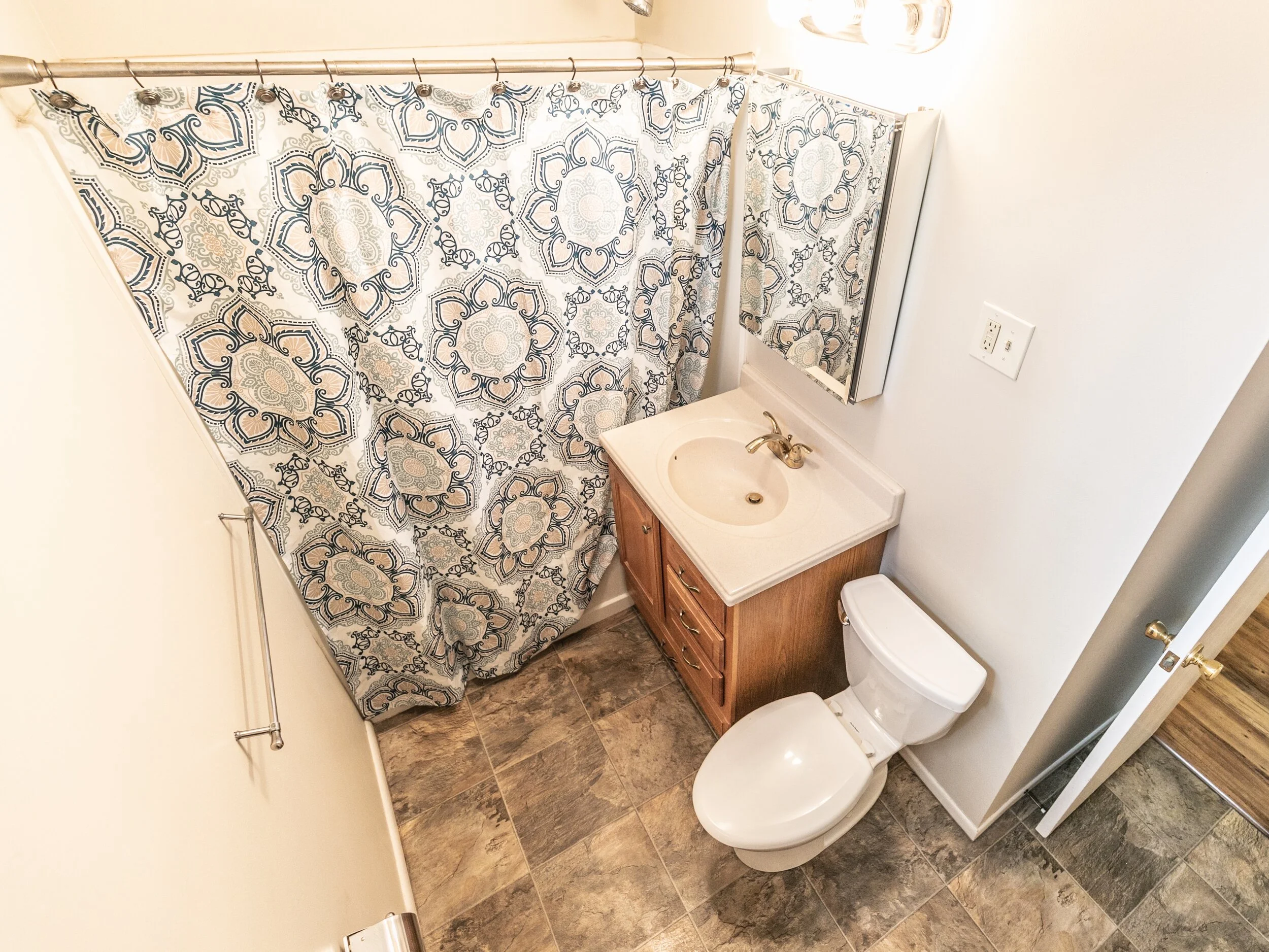 basement new bathroom.JPG