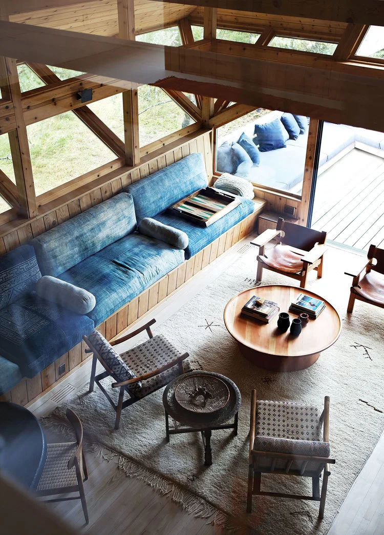 LivingRoom2_Gilberts_IsaacRae.jpg