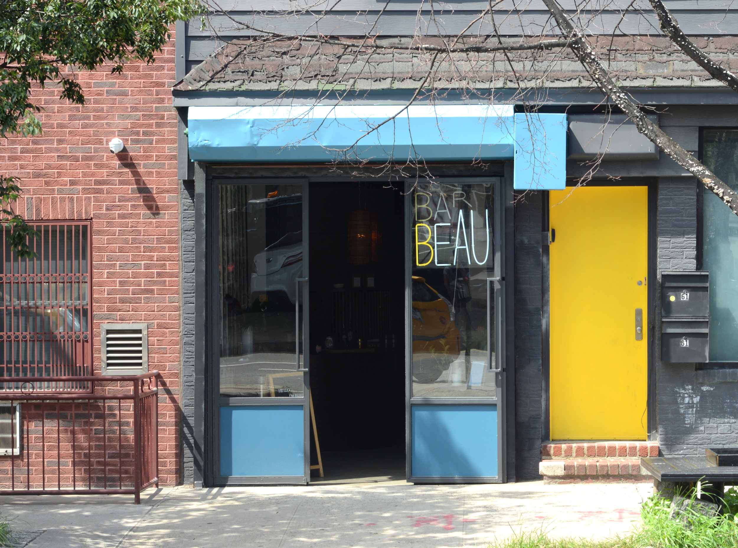 Cafe Front_IsaacRae_Beau.jpg
