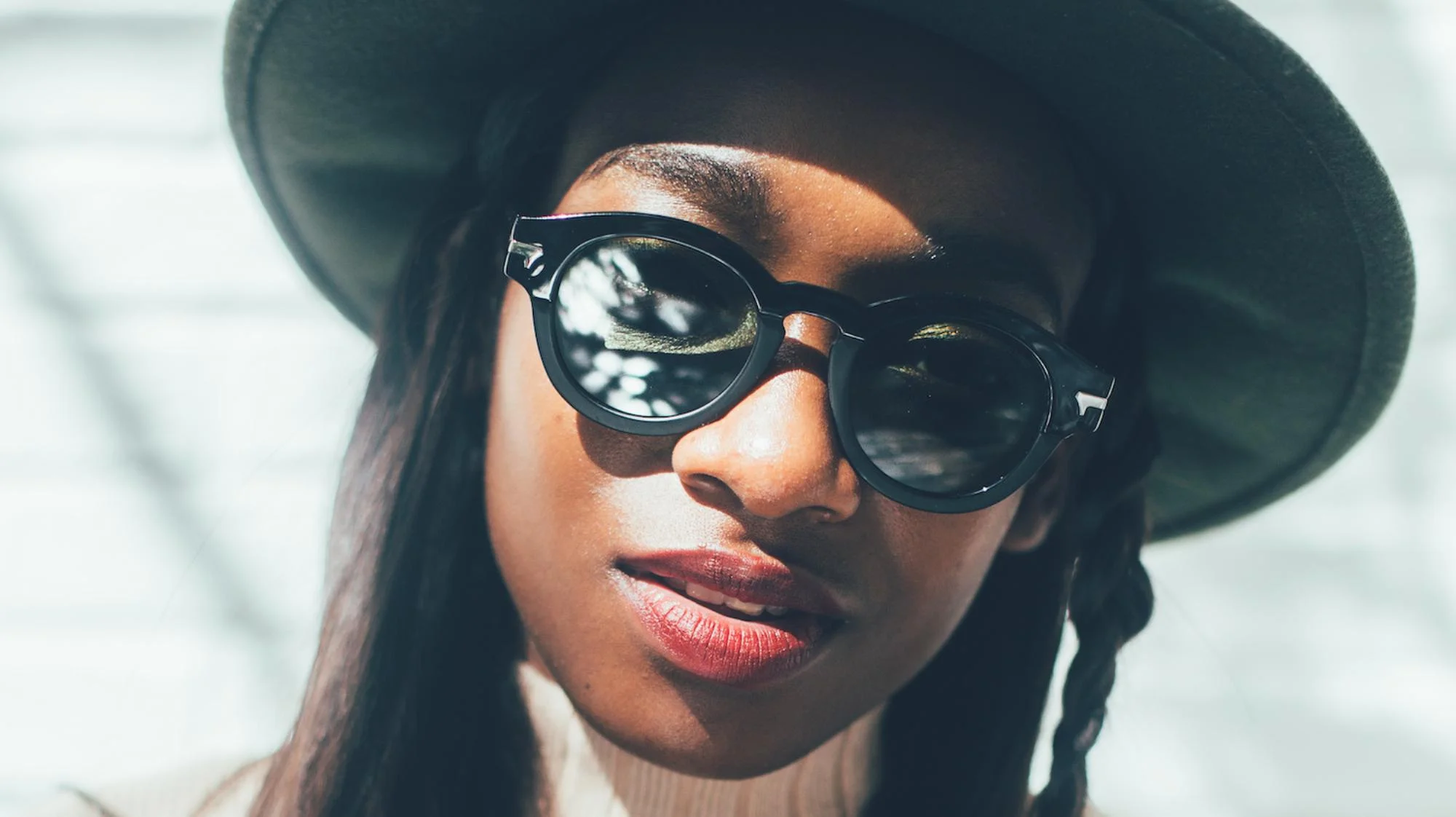 The Soundtrack: UK Based Rapper Little Simz Express her "Gratitude"