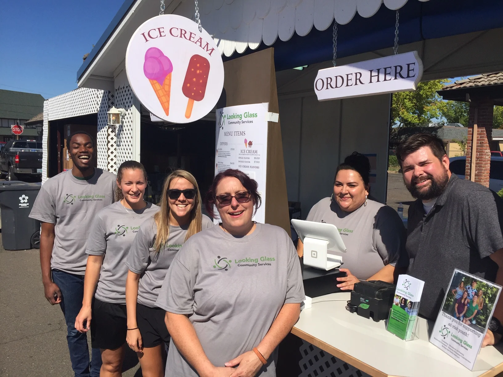 Looking Glass Goes to Oktoberfest