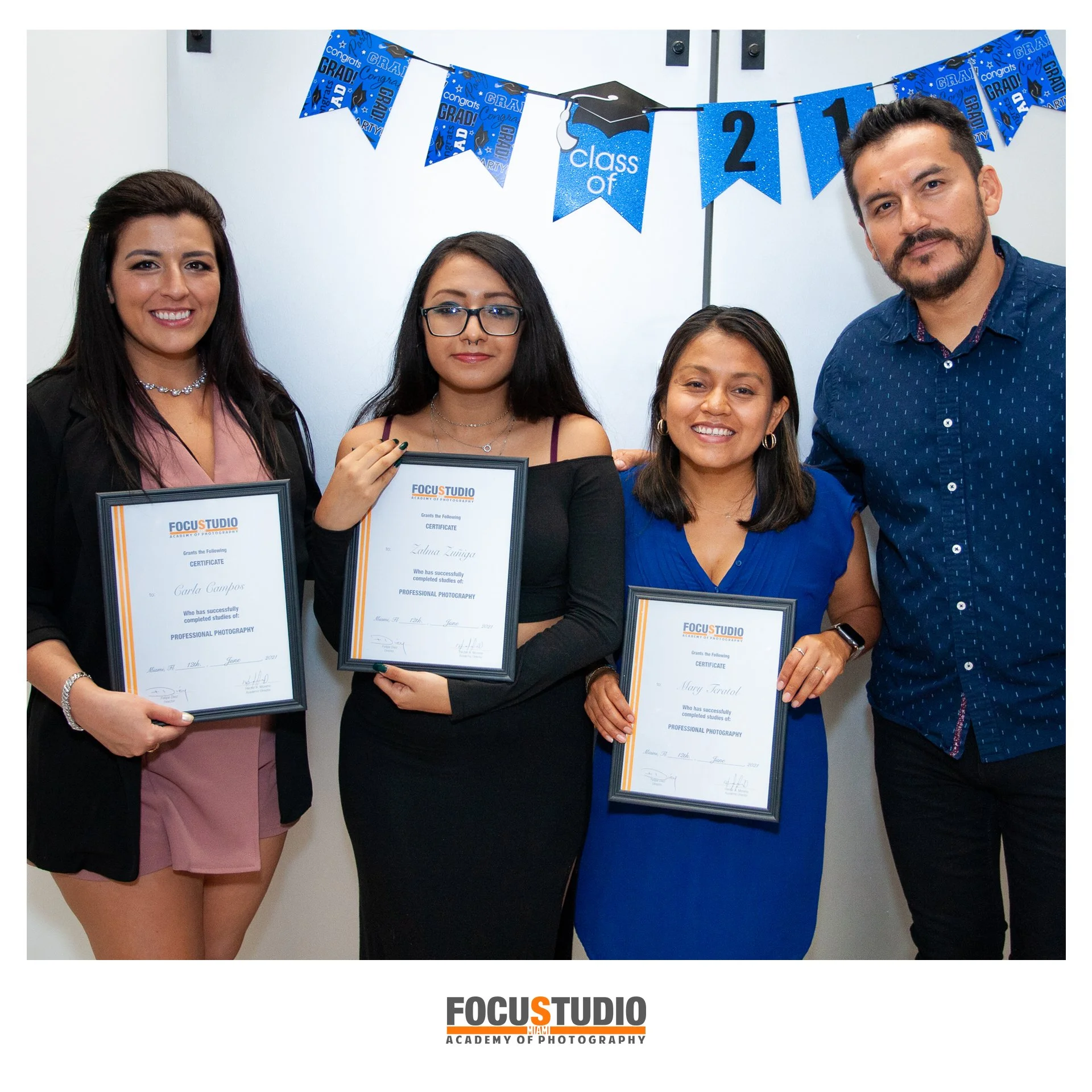 INSTAGRAM GRADUACION LM1012-A 9.jpg
