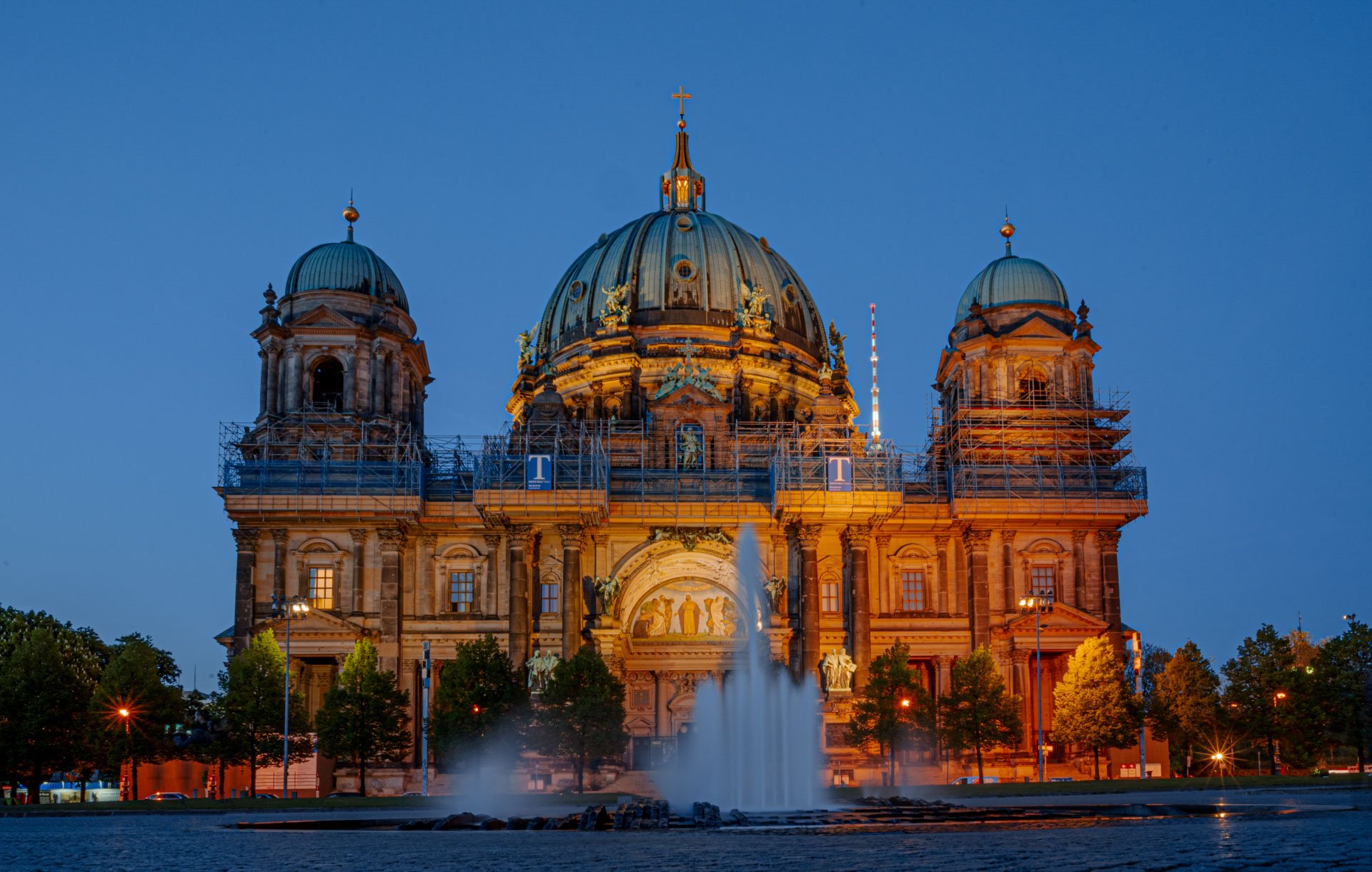  Primera academia de fotografia de habla hispana en la Florida 